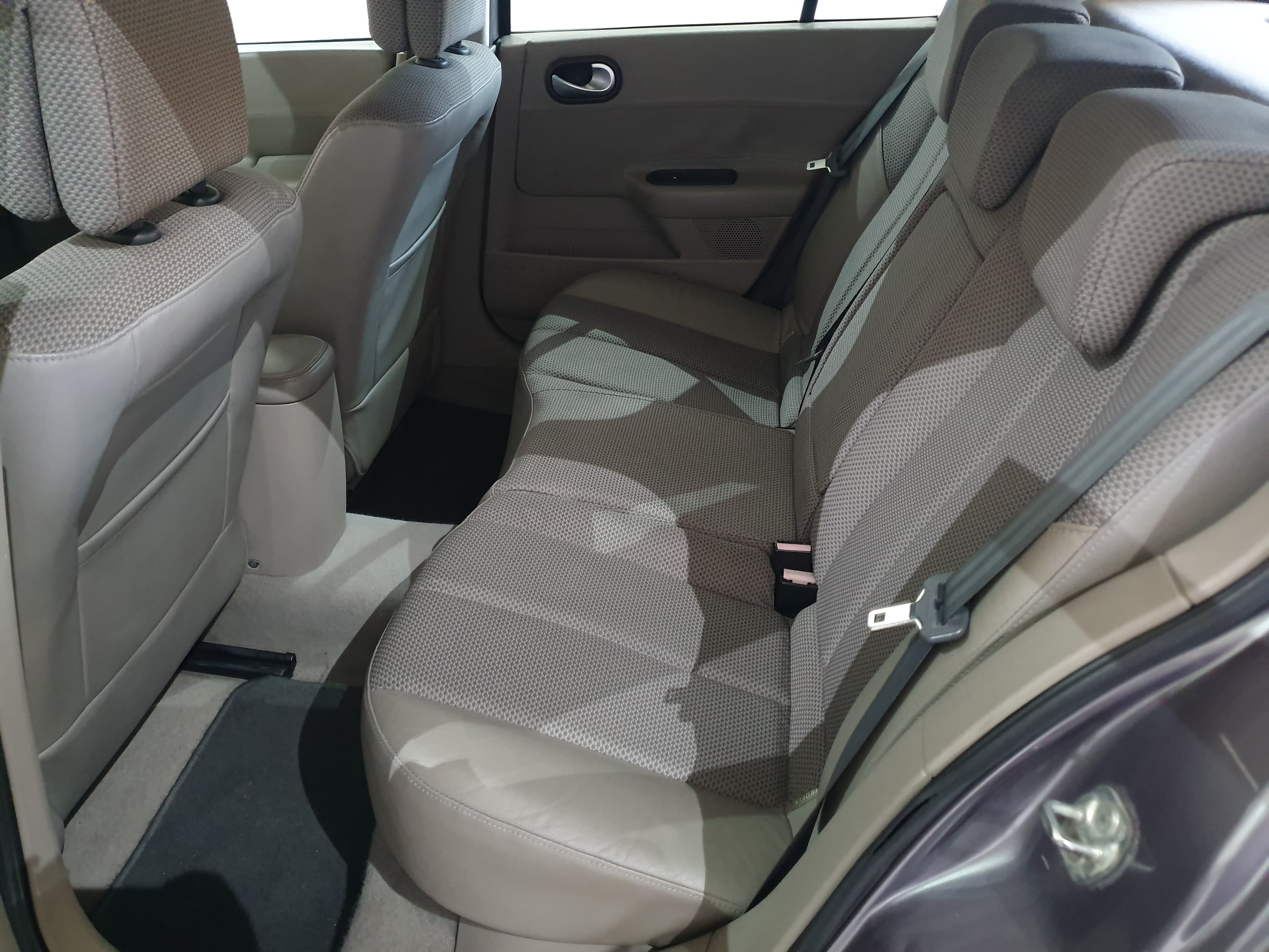 Renault Mégane · Ano 2003 — imagen 24