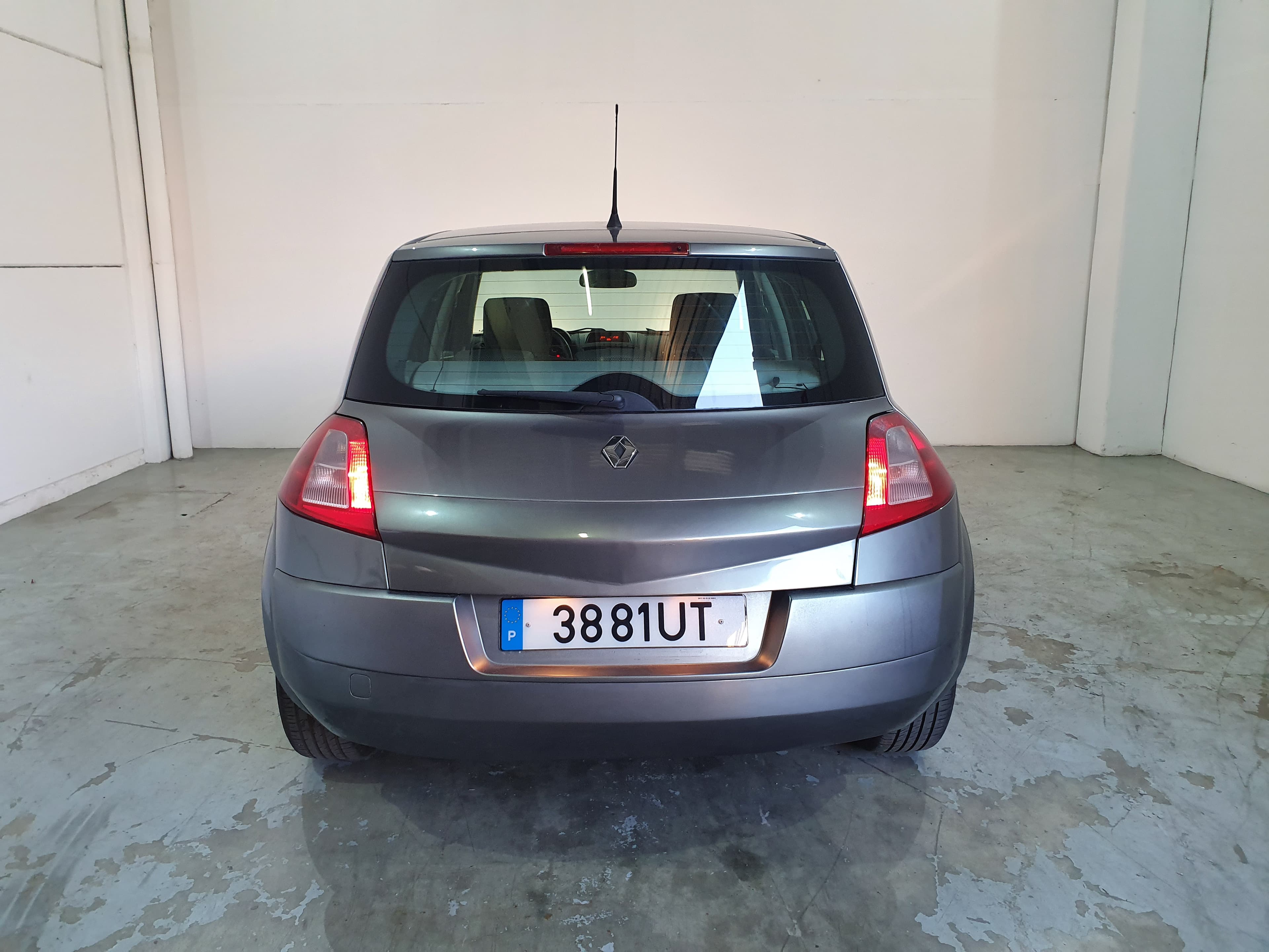 Renault Mégane · Ano 2003 — imagen 5