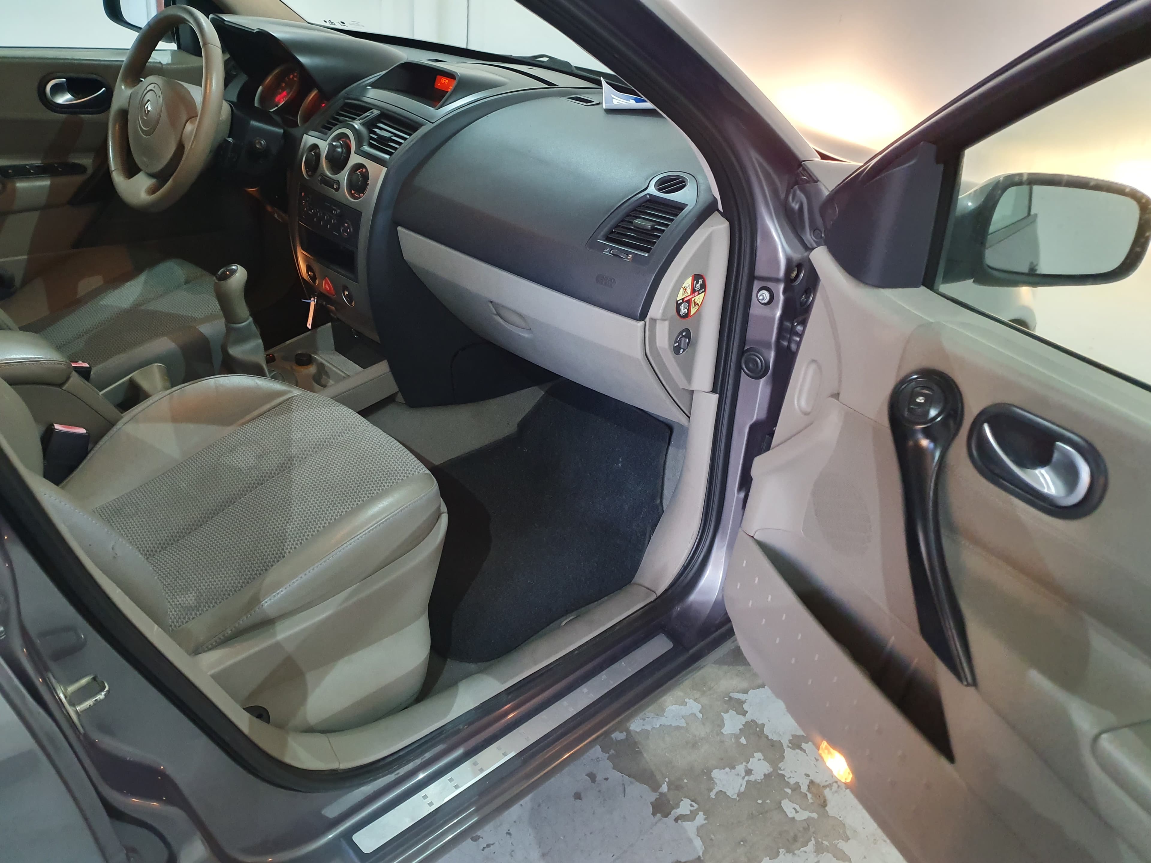 Renault Mégane · Ano 2003 — imagen 19