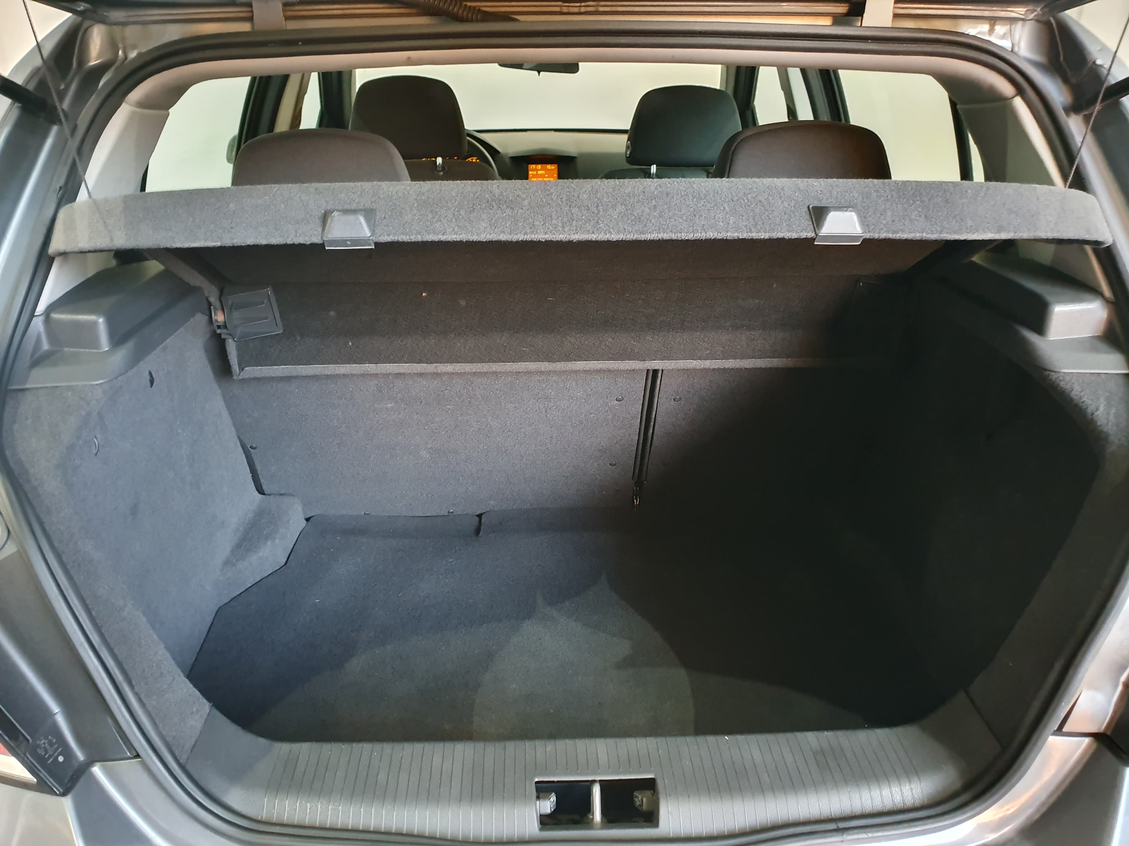 Opel Astra · Ano 2006 — imagem 7
