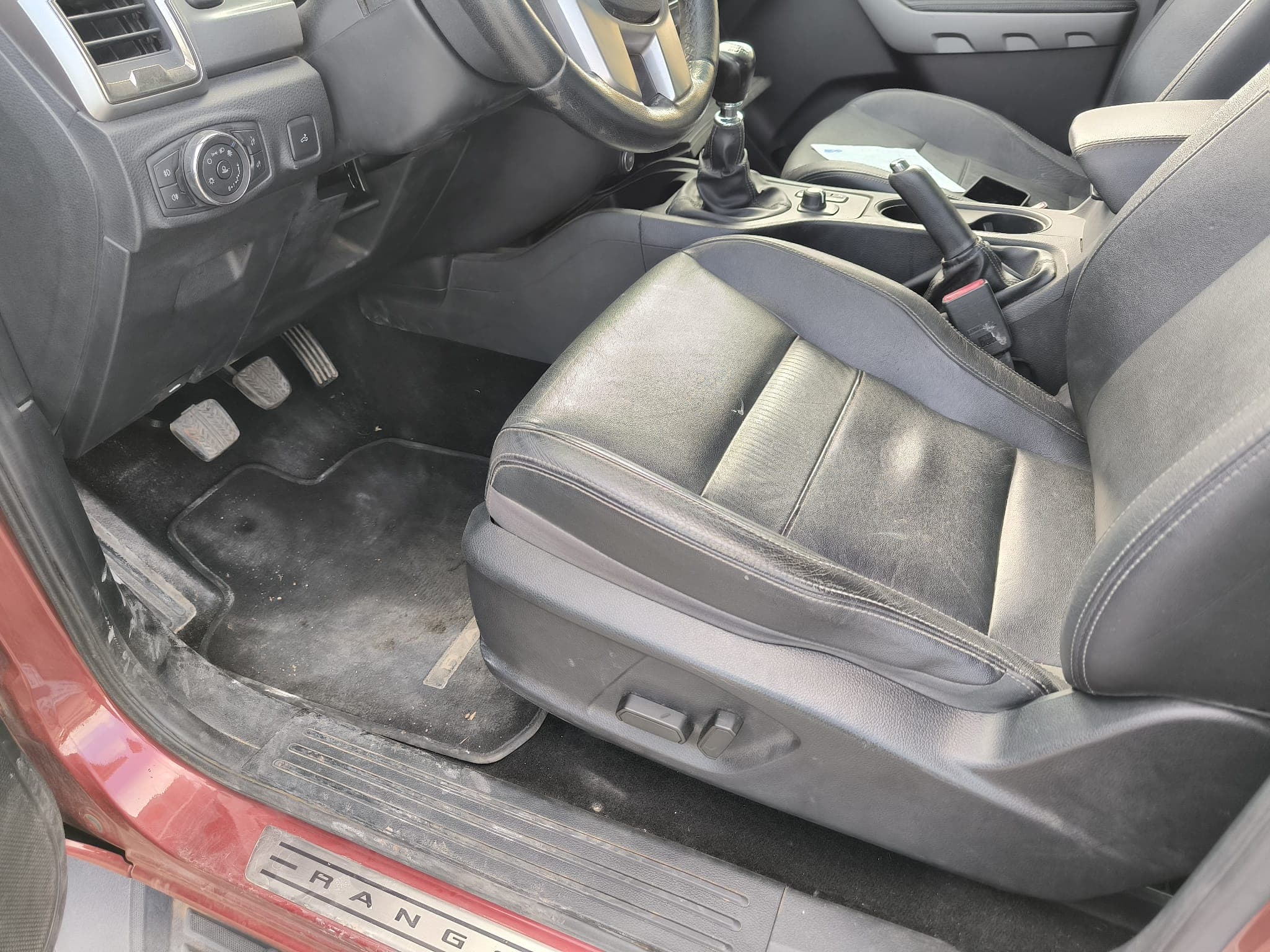 Ford Ranger Mk3 2.0 EcoBlue 4x4 · Ano 2019 — image 17
