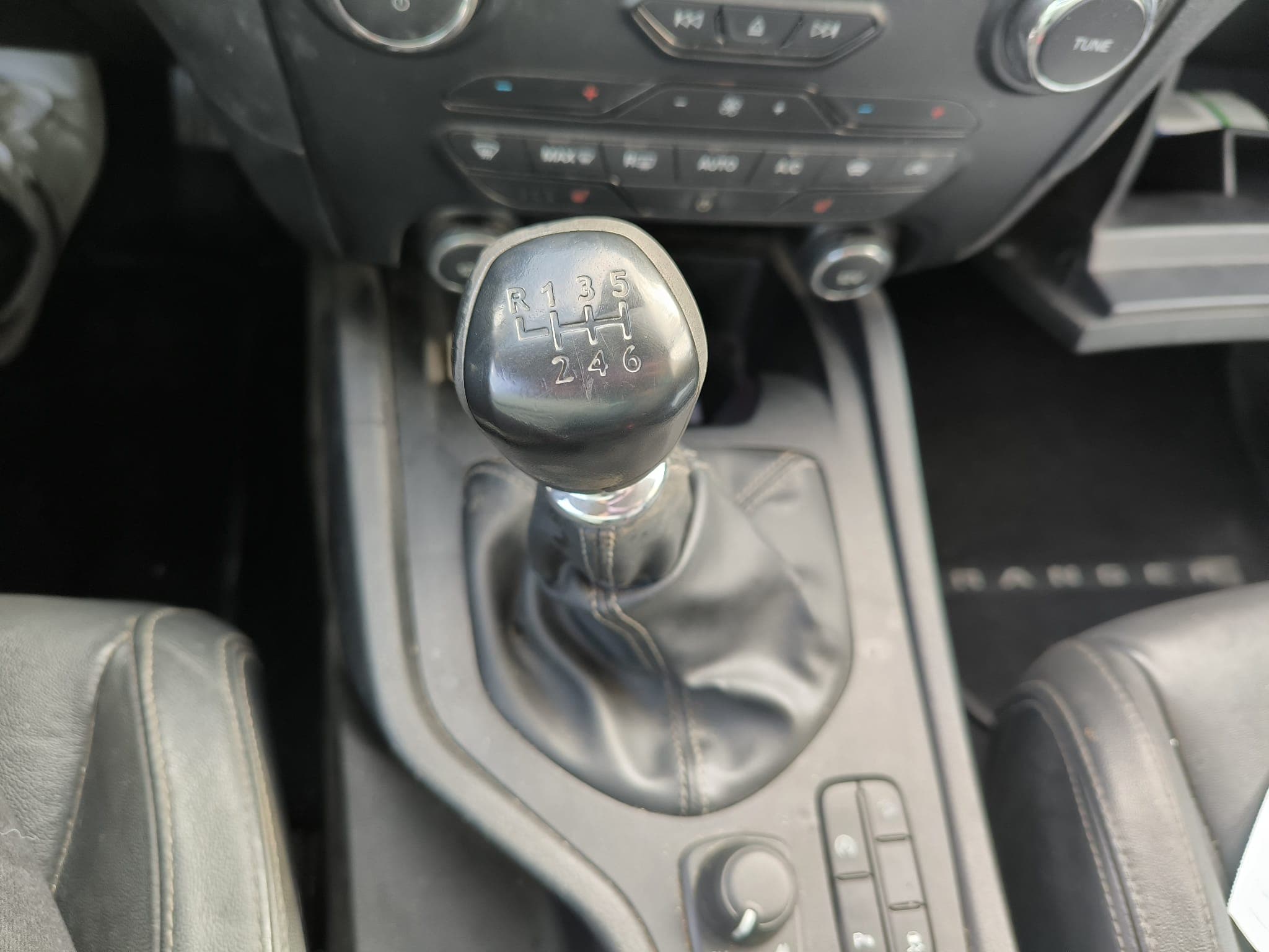 Ford Ranger Mk3 2.0 EcoBlue 4x4 · Ano 2019 — image 26