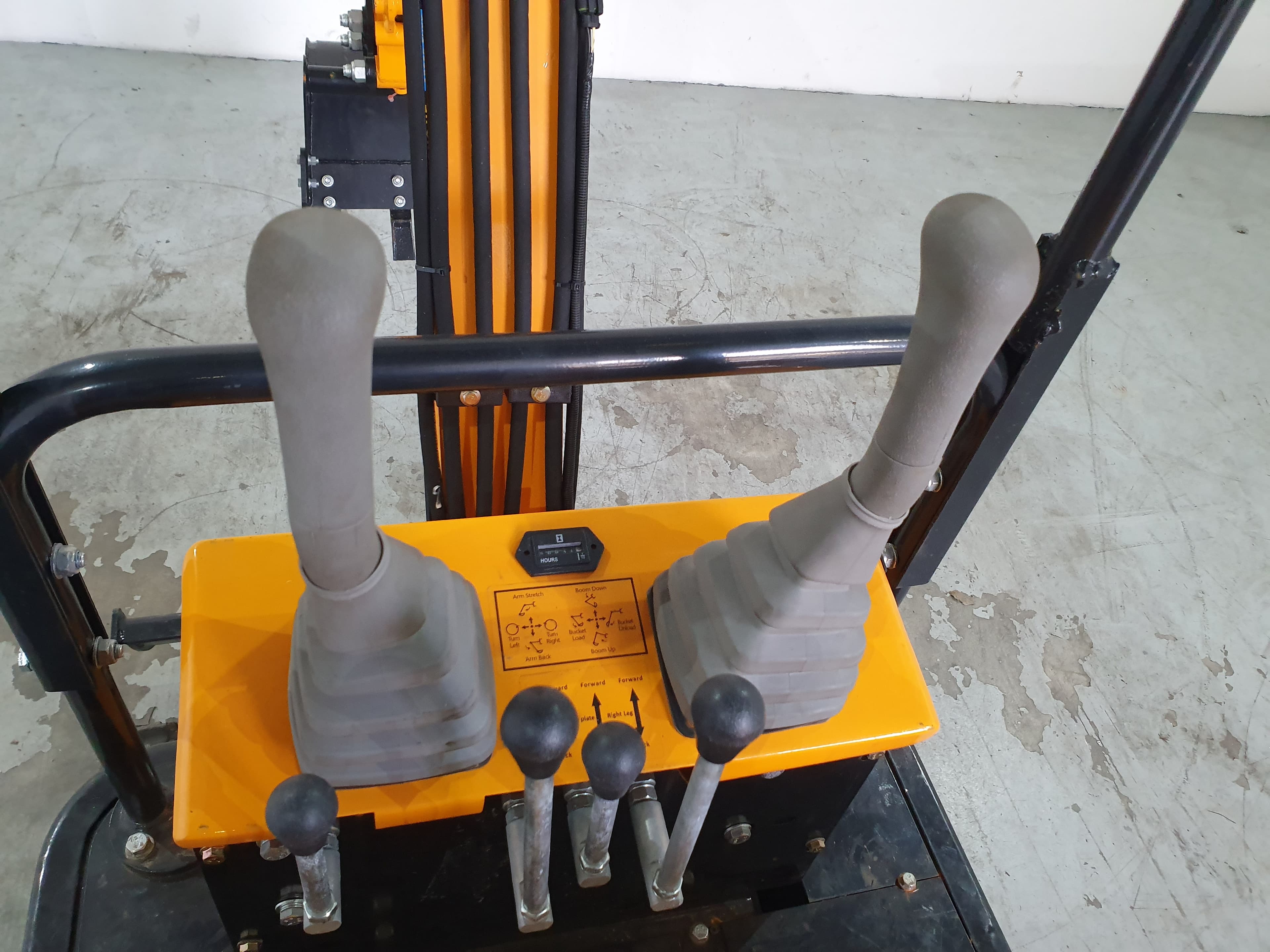 Mini Giratória JPC HT12 — imagem 11