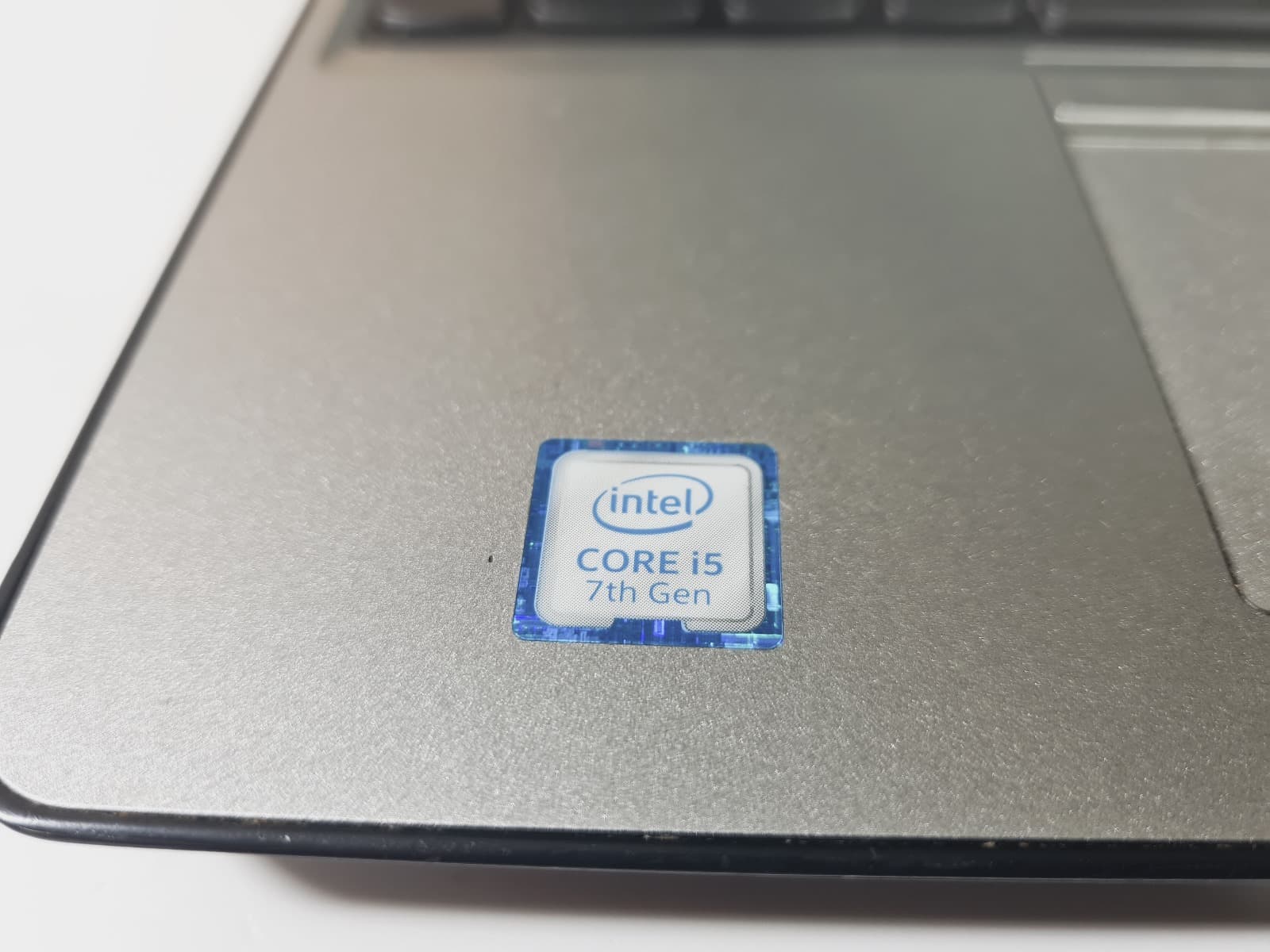 Portátil Lenovo ThinkPad E570 — imagen 4