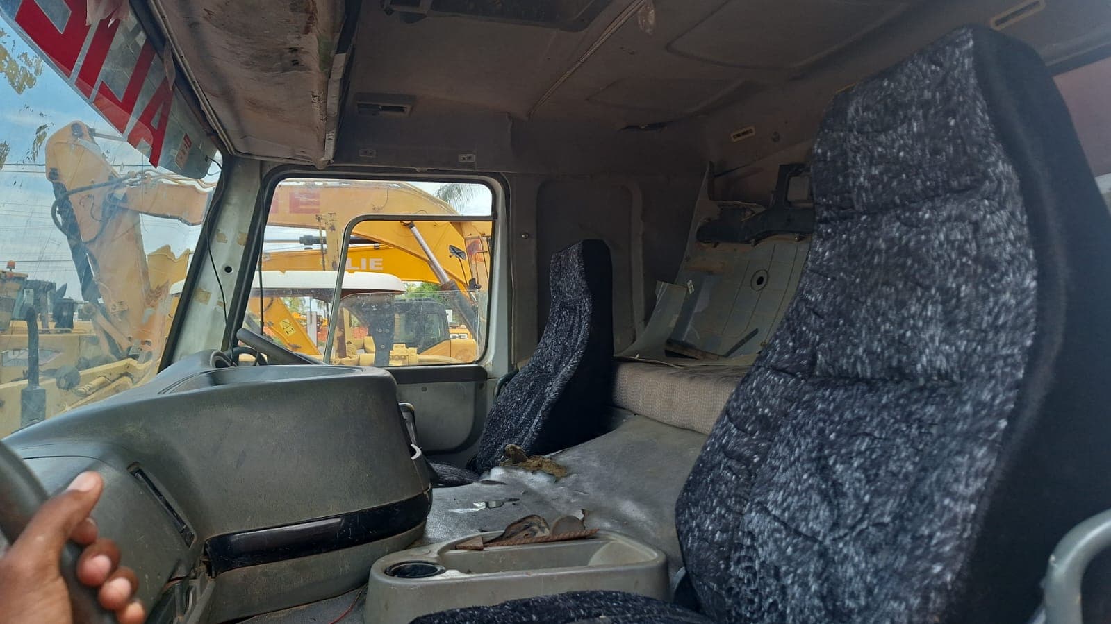 Camion basculant — image 2