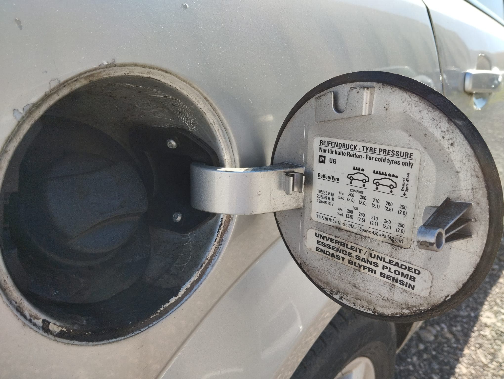 Opel Astra Caravan 1.6 · Ano 2005 — imagem 12