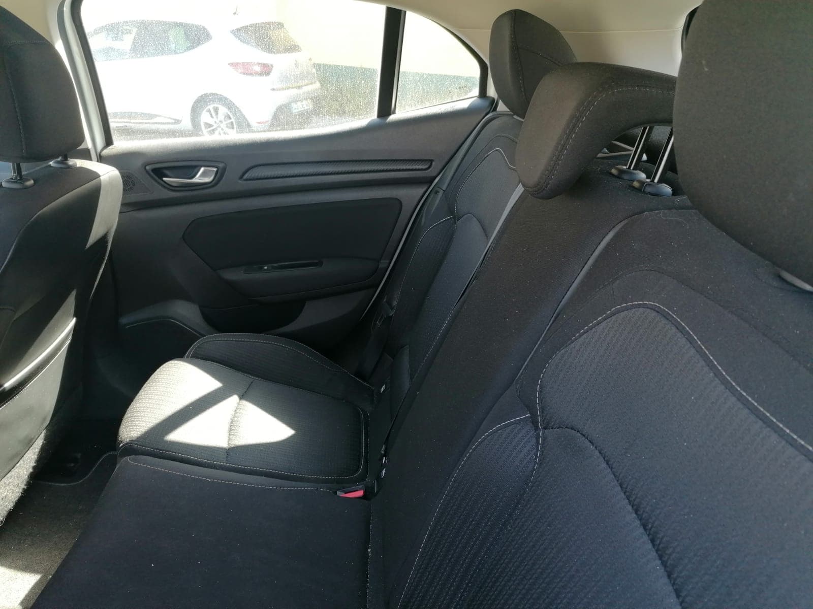 Renault Mégane 1.5 DCI · Ano 2017 — imagem 20