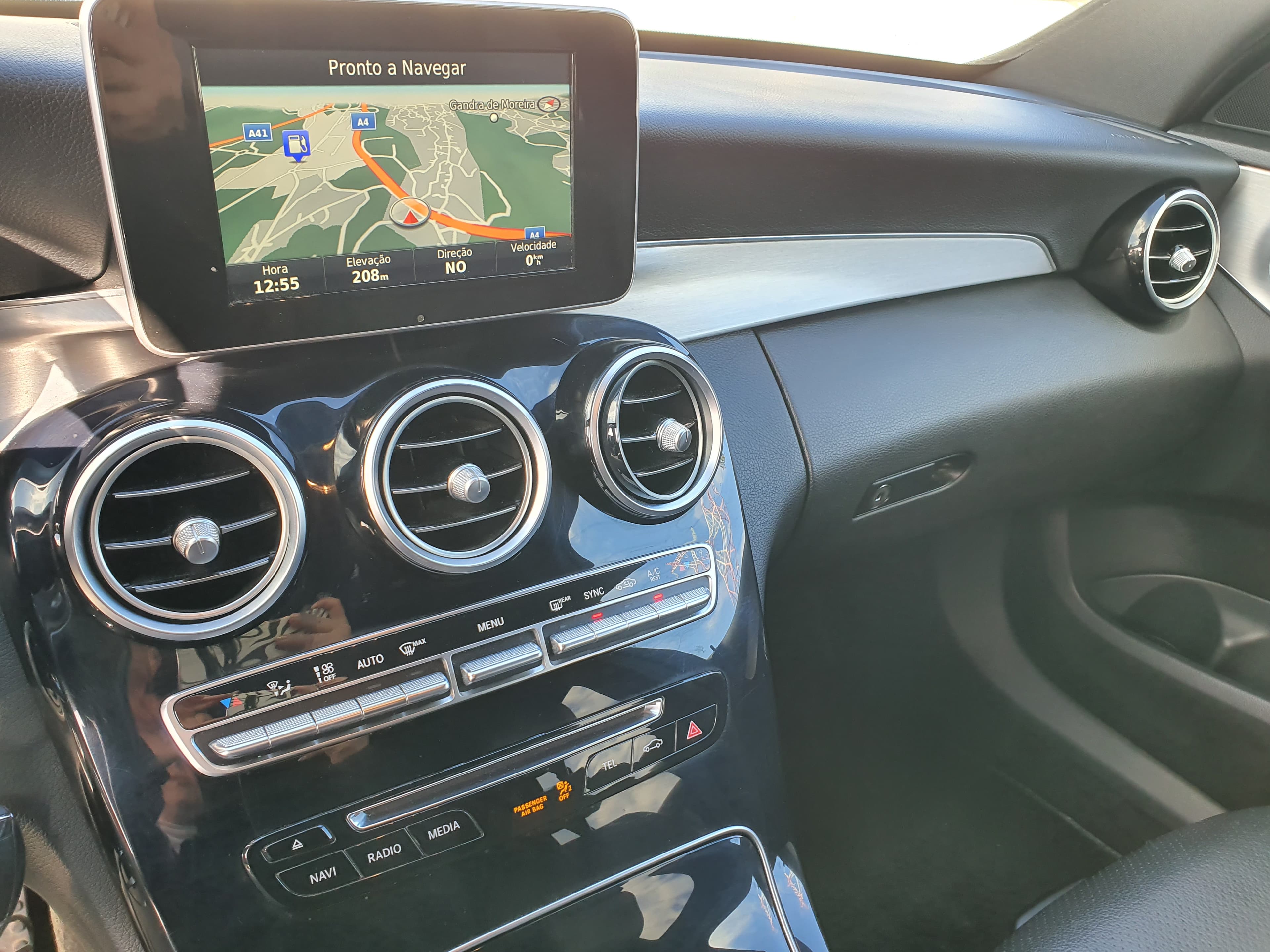 Mercedes-Benz C220 · Ano 2016 — image 33
