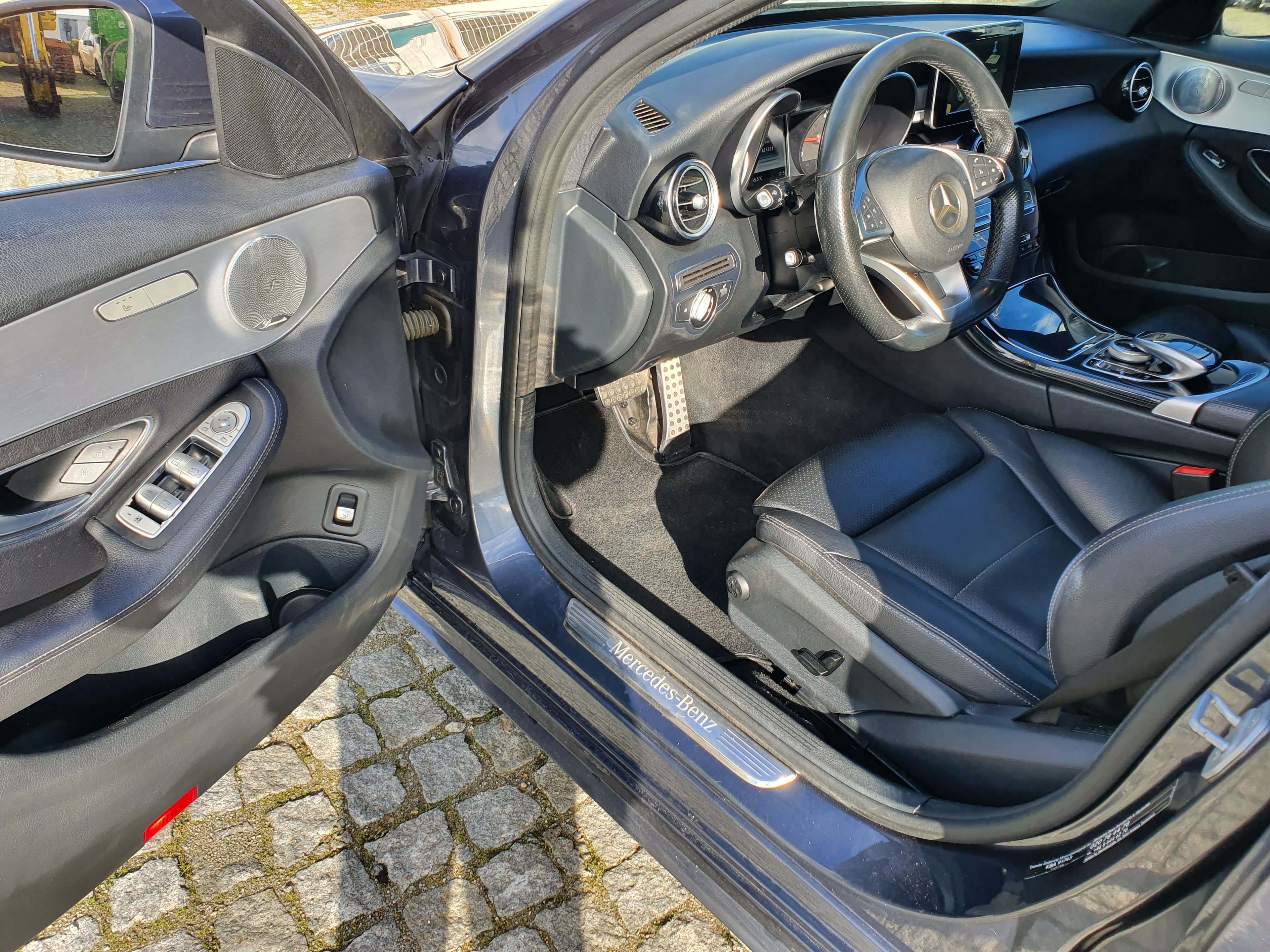Mercedes-Benz C220 · Ano 2016 — image 29