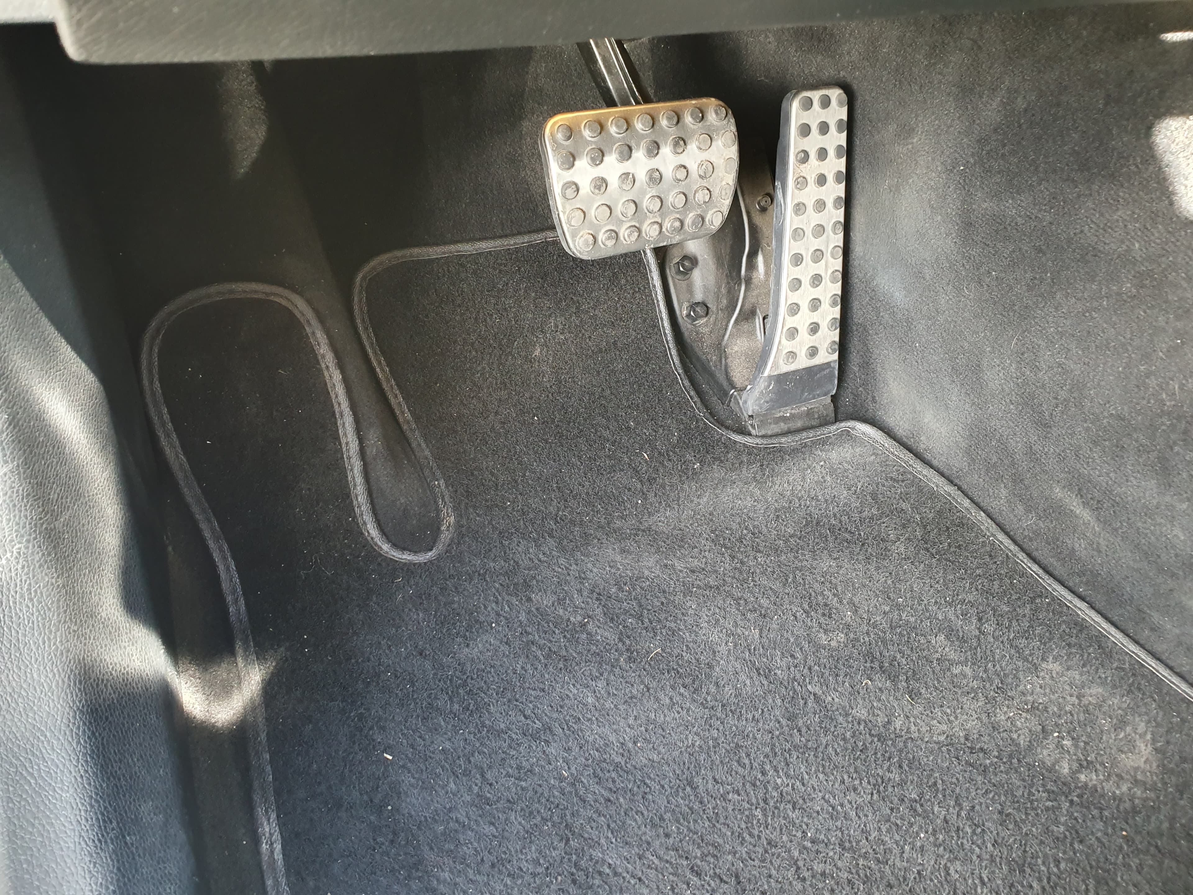 Mercedes-Benz C220 · Ano 2016 — image 31