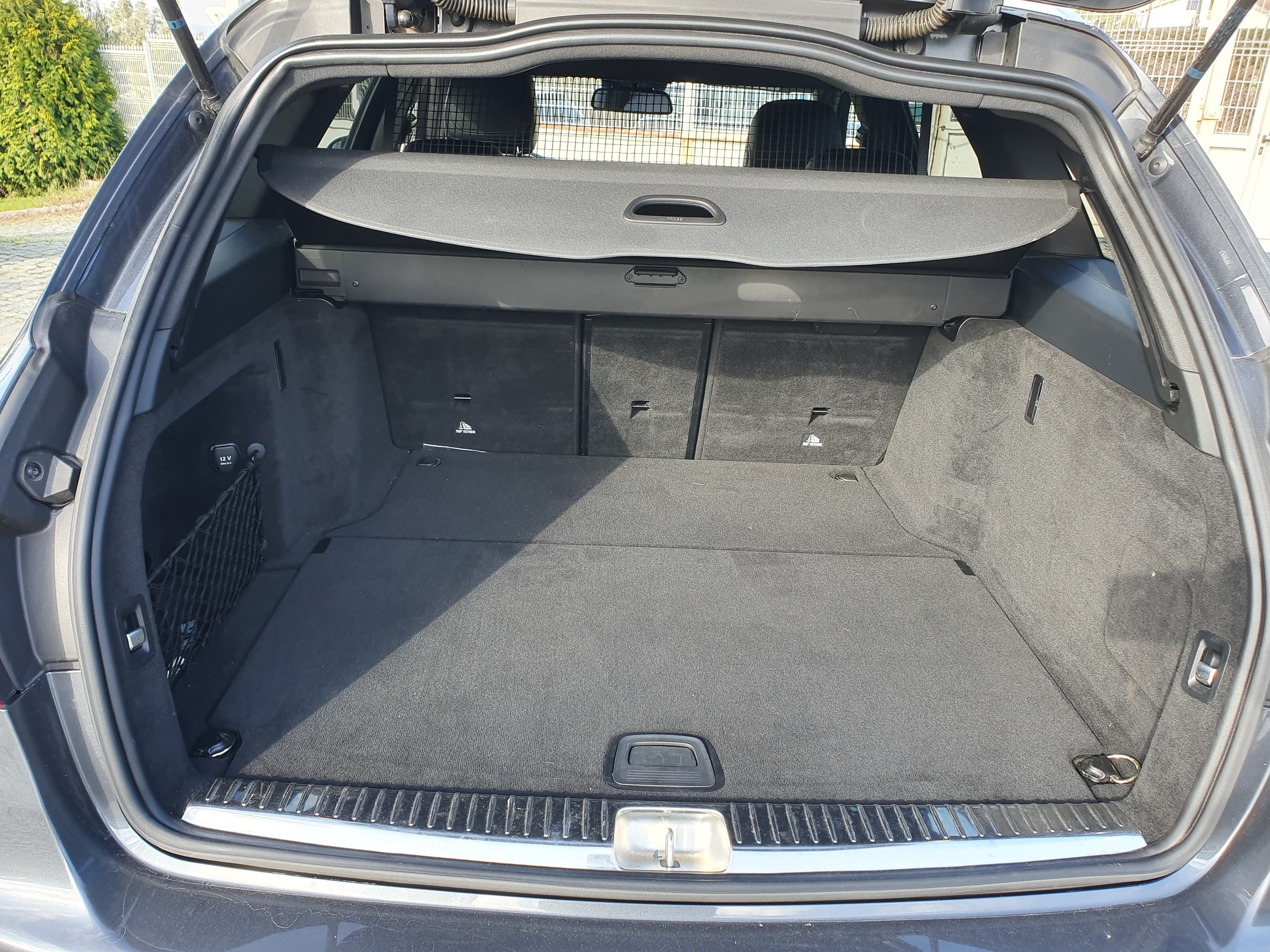 Mercedes-Benz C220 · Ano 2016 — image 8