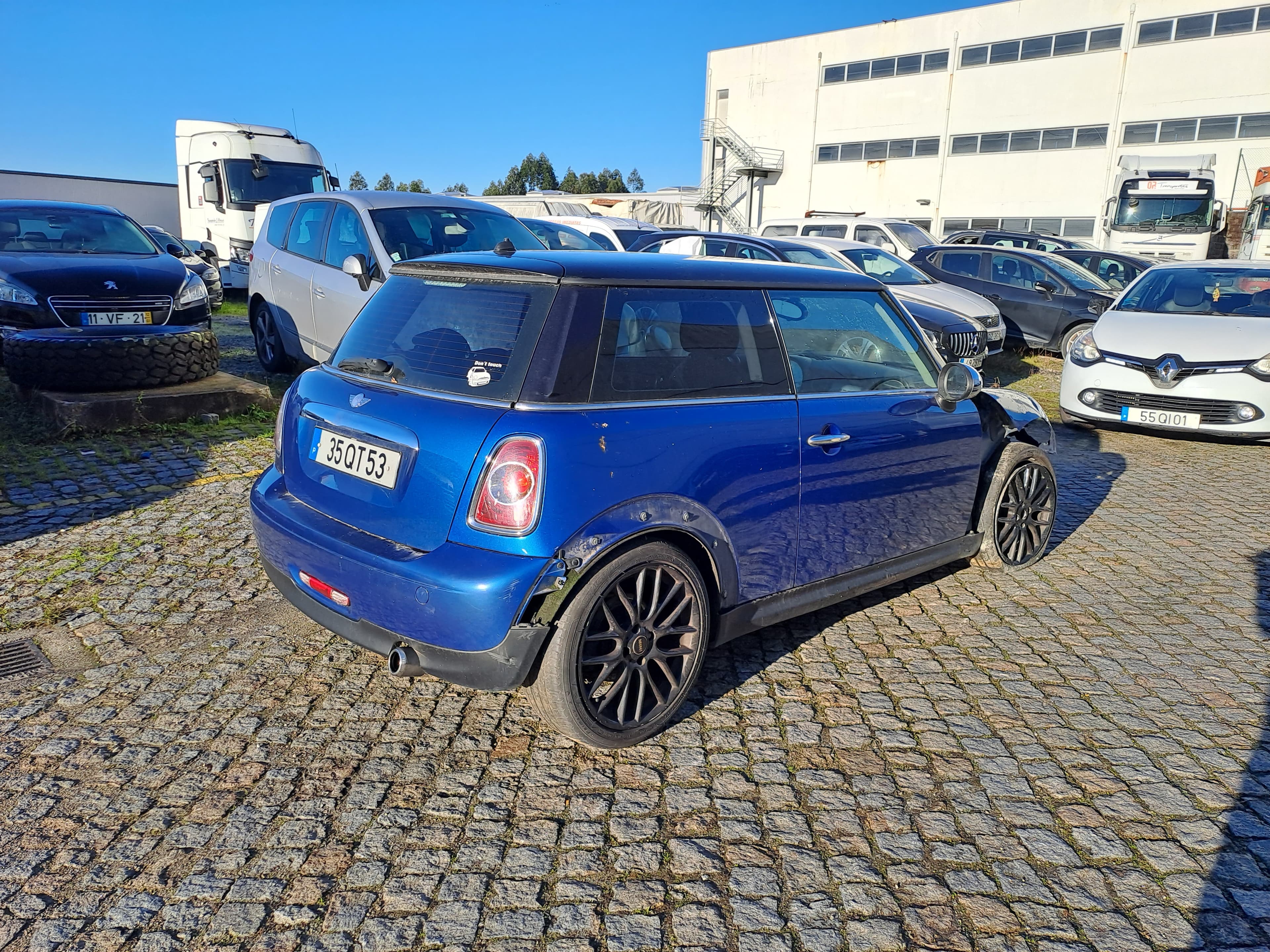 Mini One 1.6D · Ano 2011 — image 6