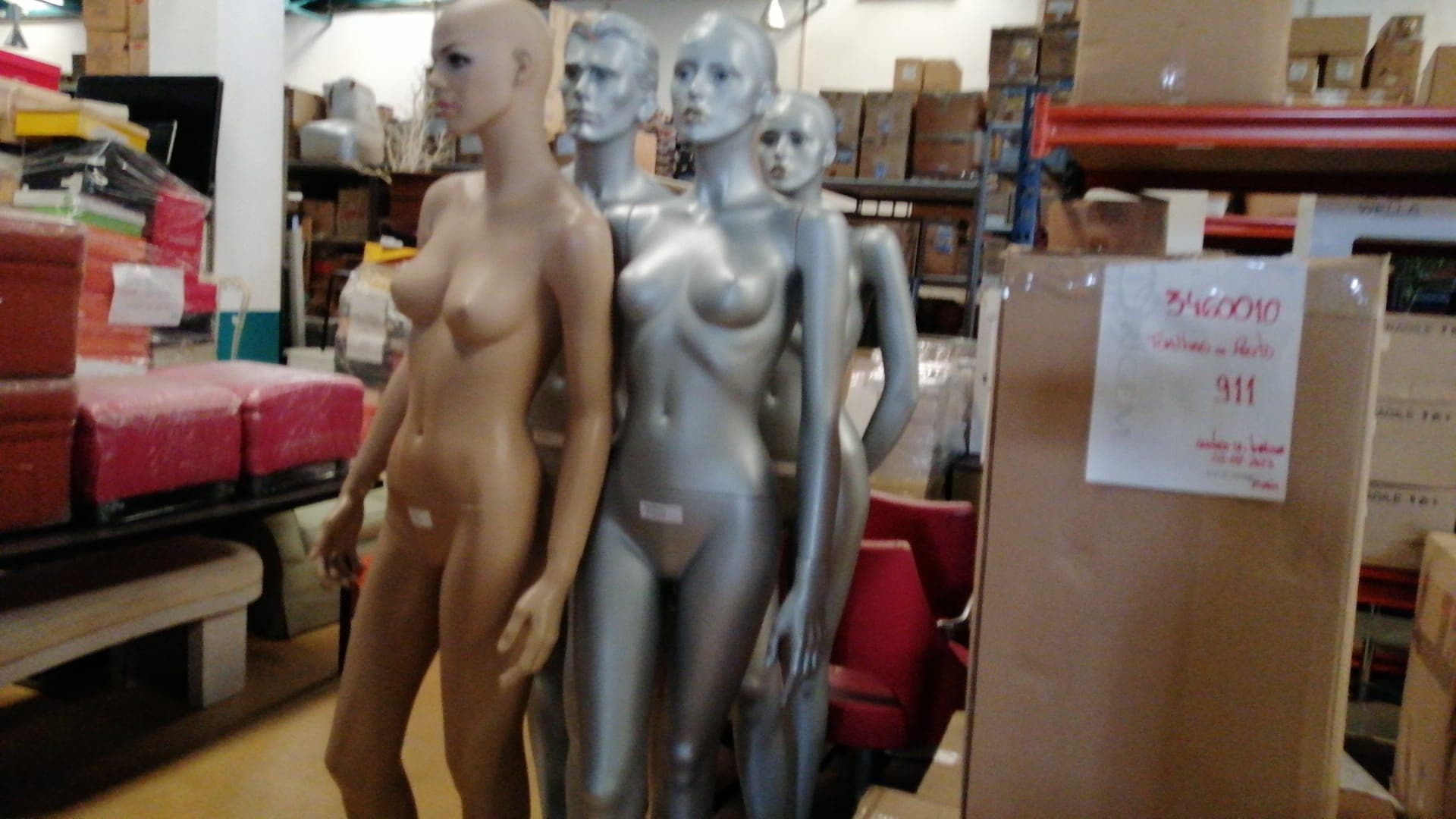 Manequins homem e senhora — imagen 3