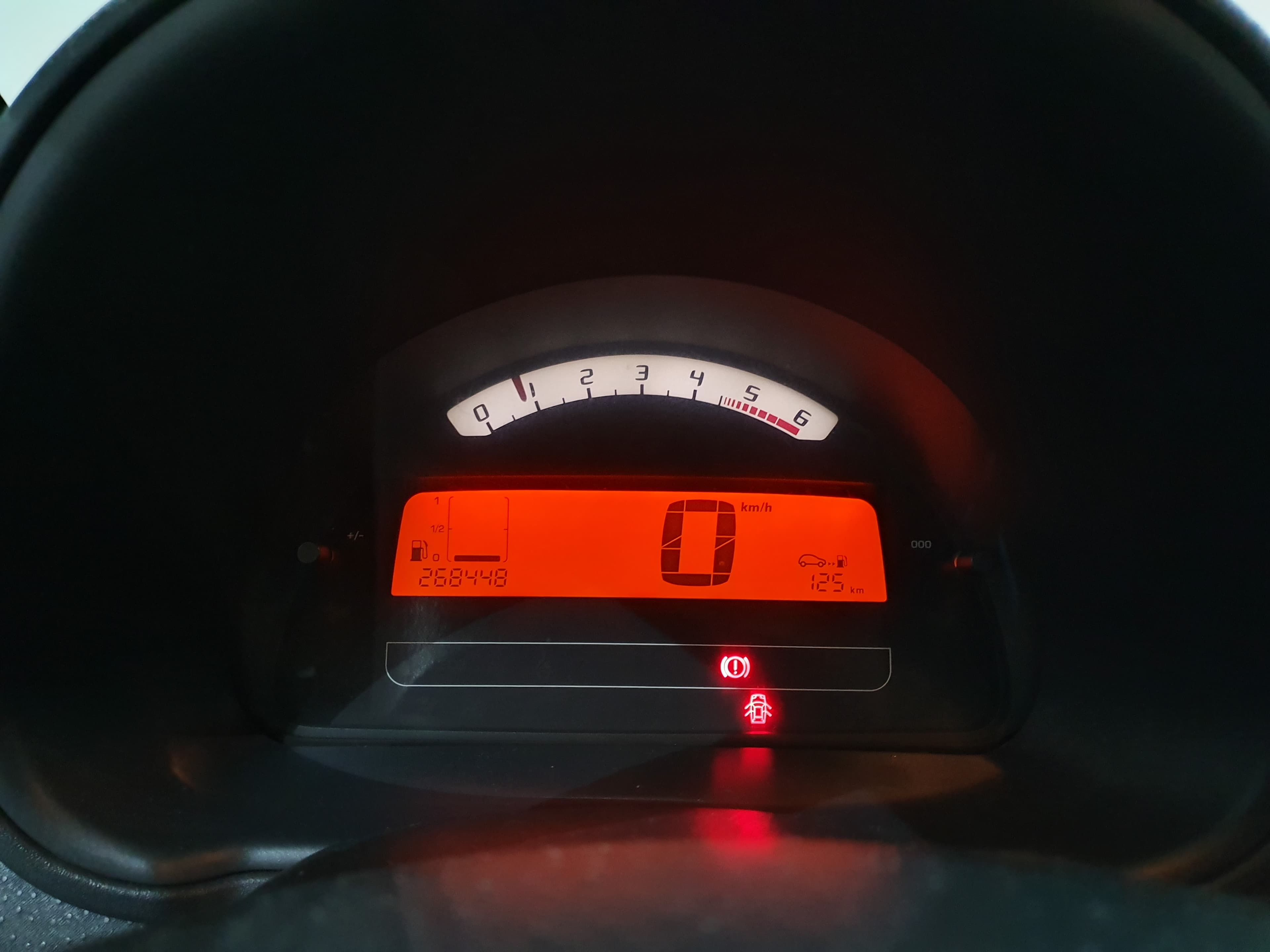 Citroën C2 · Ano 2006 — image 32