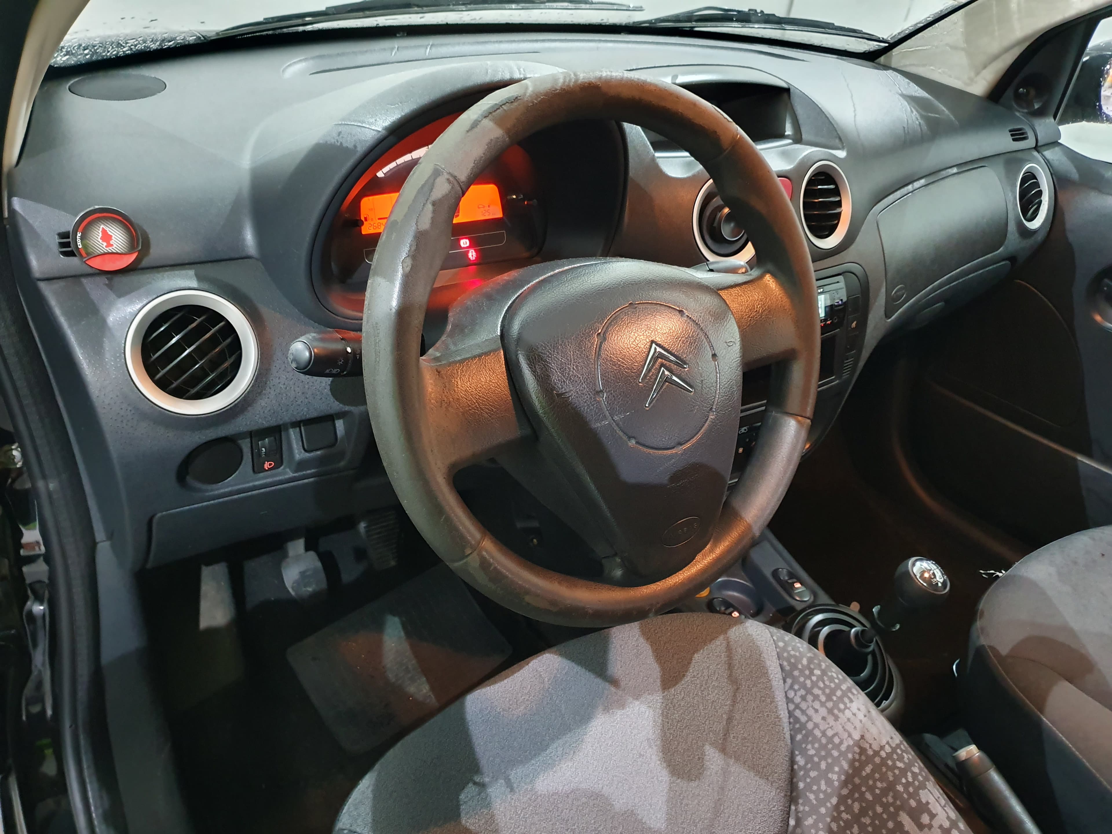 Citroën C2 · Ano 2006 — image 27