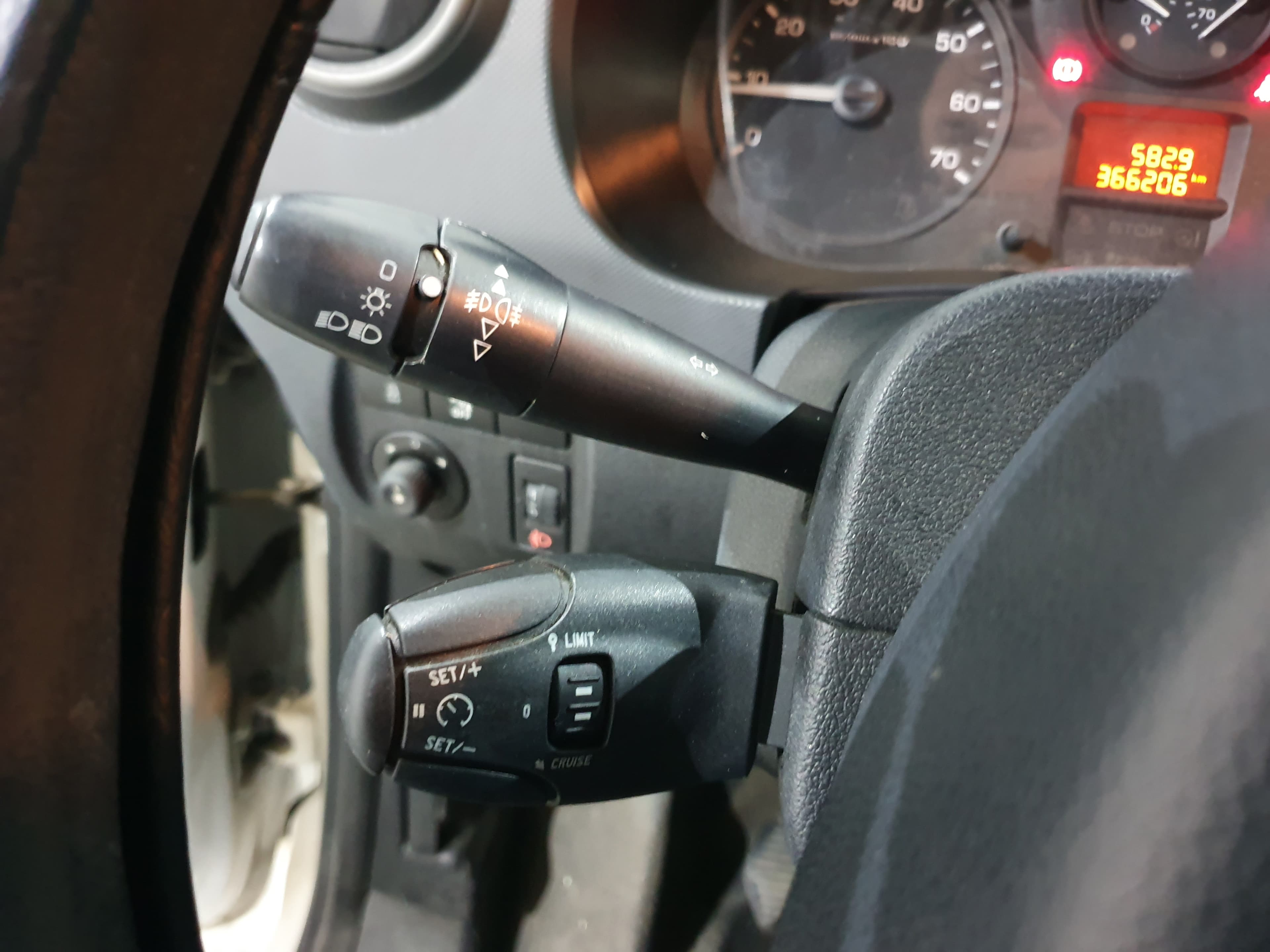 Peugeot Partner · Año 2015 — imagen 32
