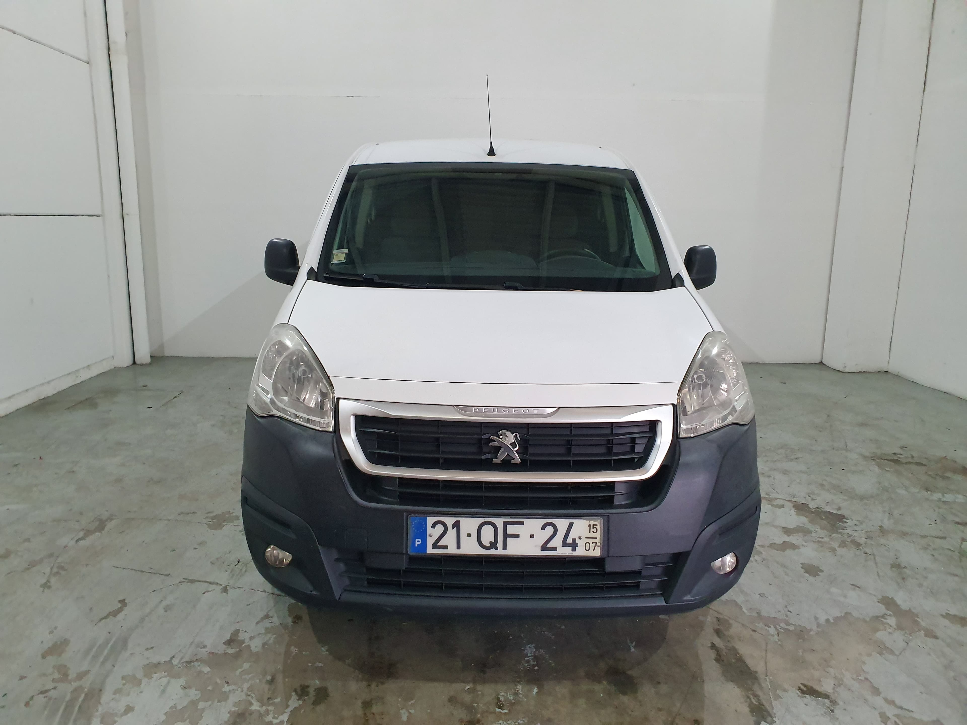 Peugeot Partner · Año 2015 — imagen 2