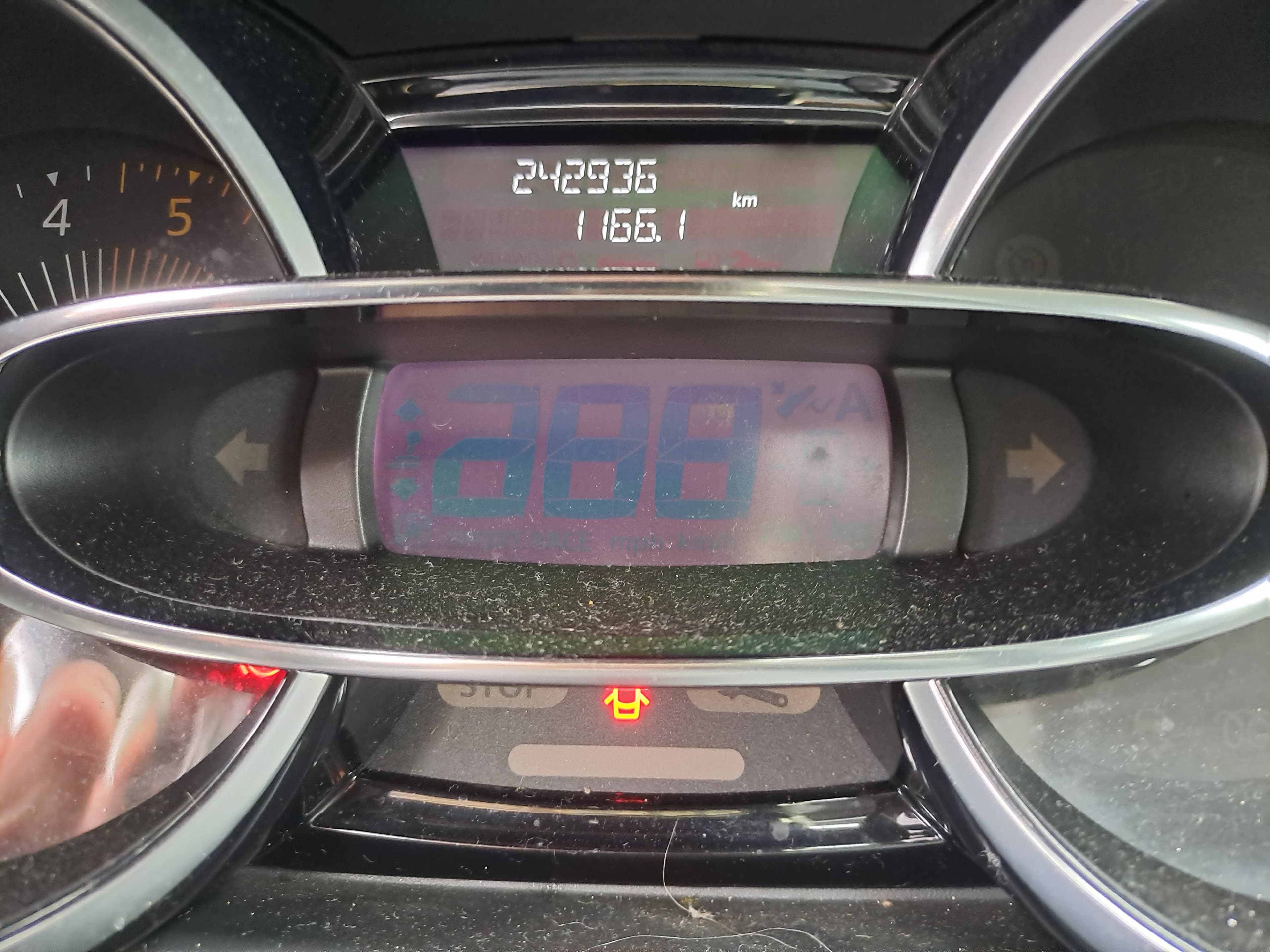 Renault Clio · Année 2015 — image 24