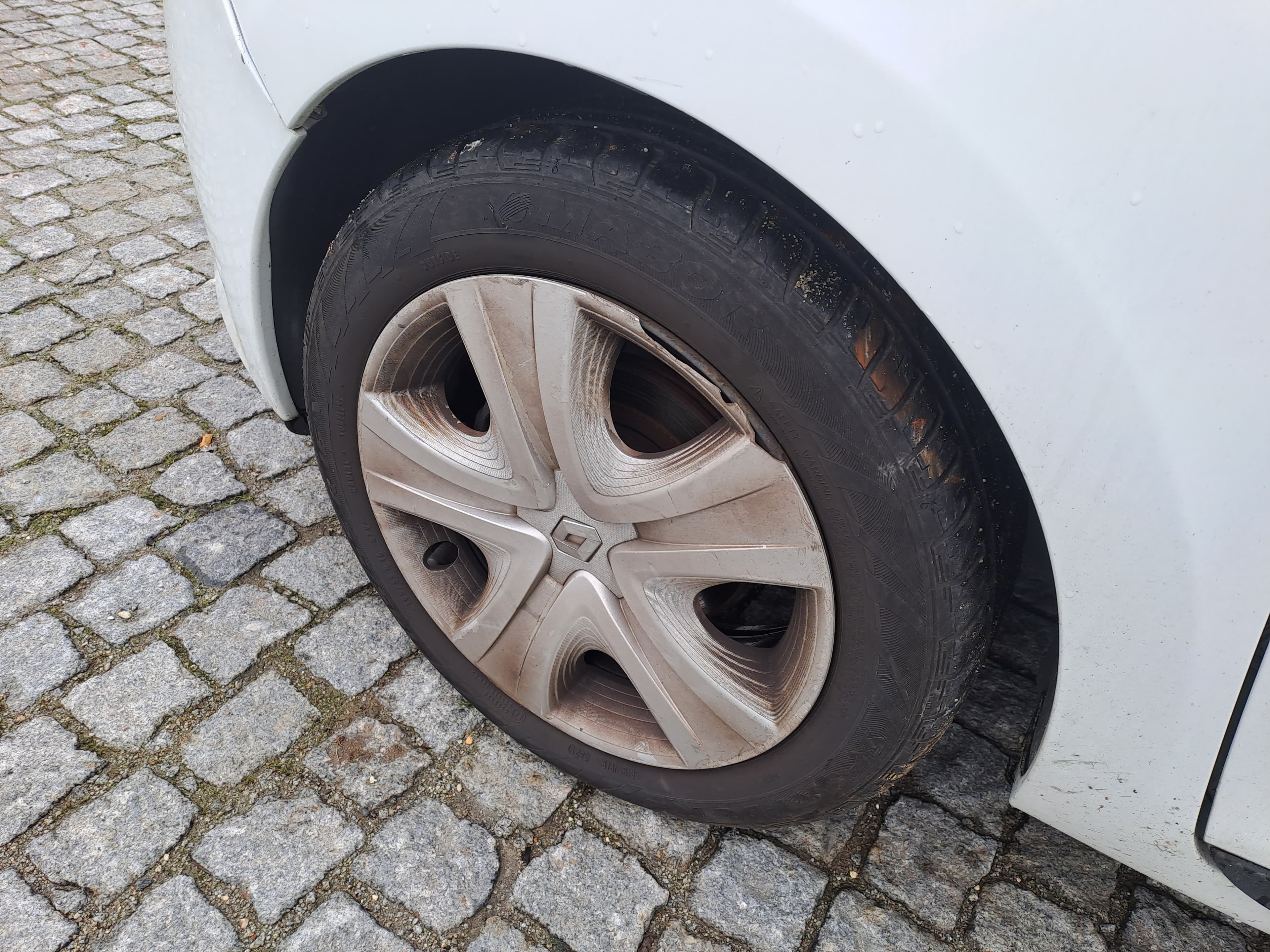 Renault Clio · Année 2015 — image 14