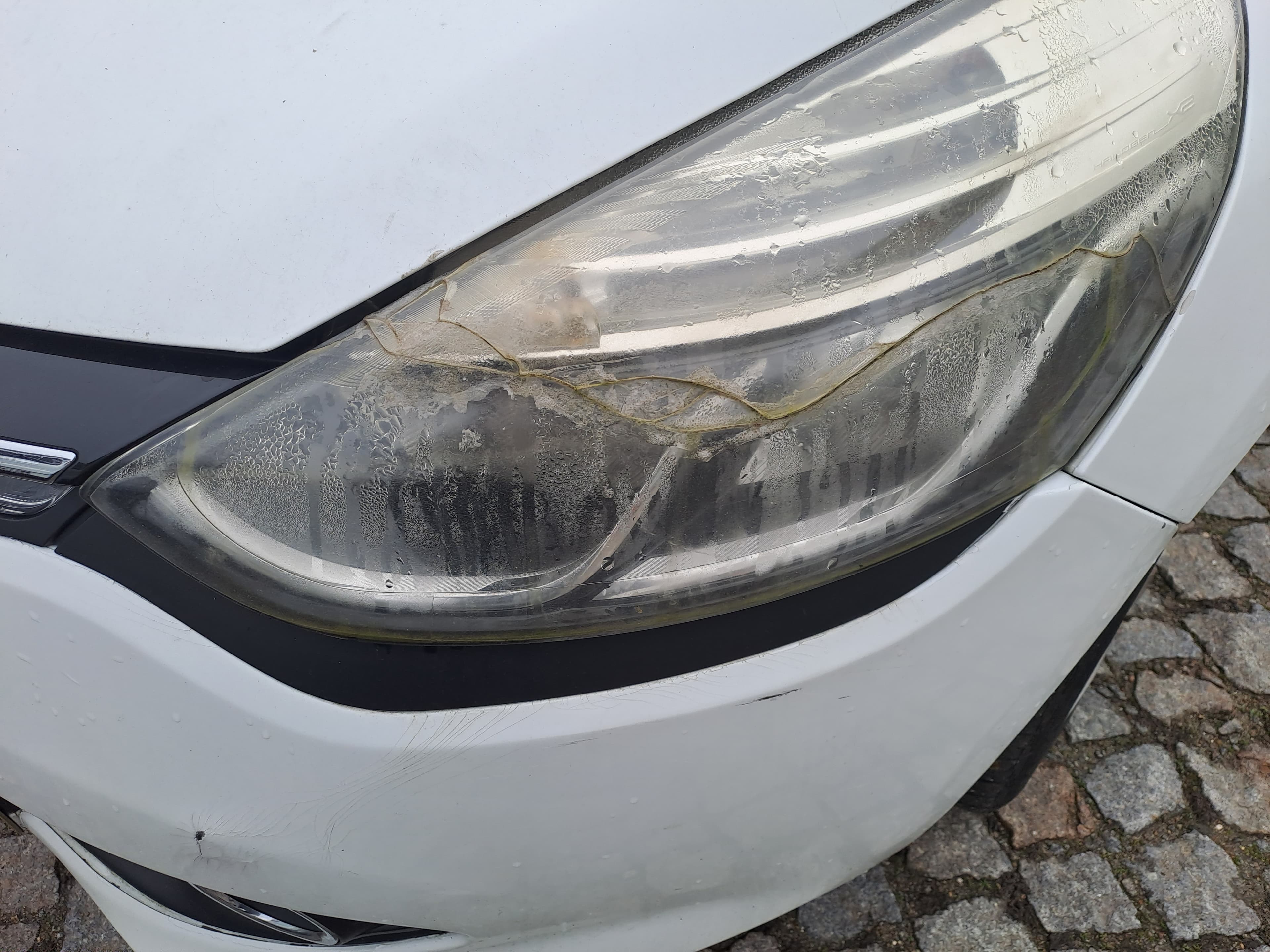 Renault Clio · Année 2015 — image 10