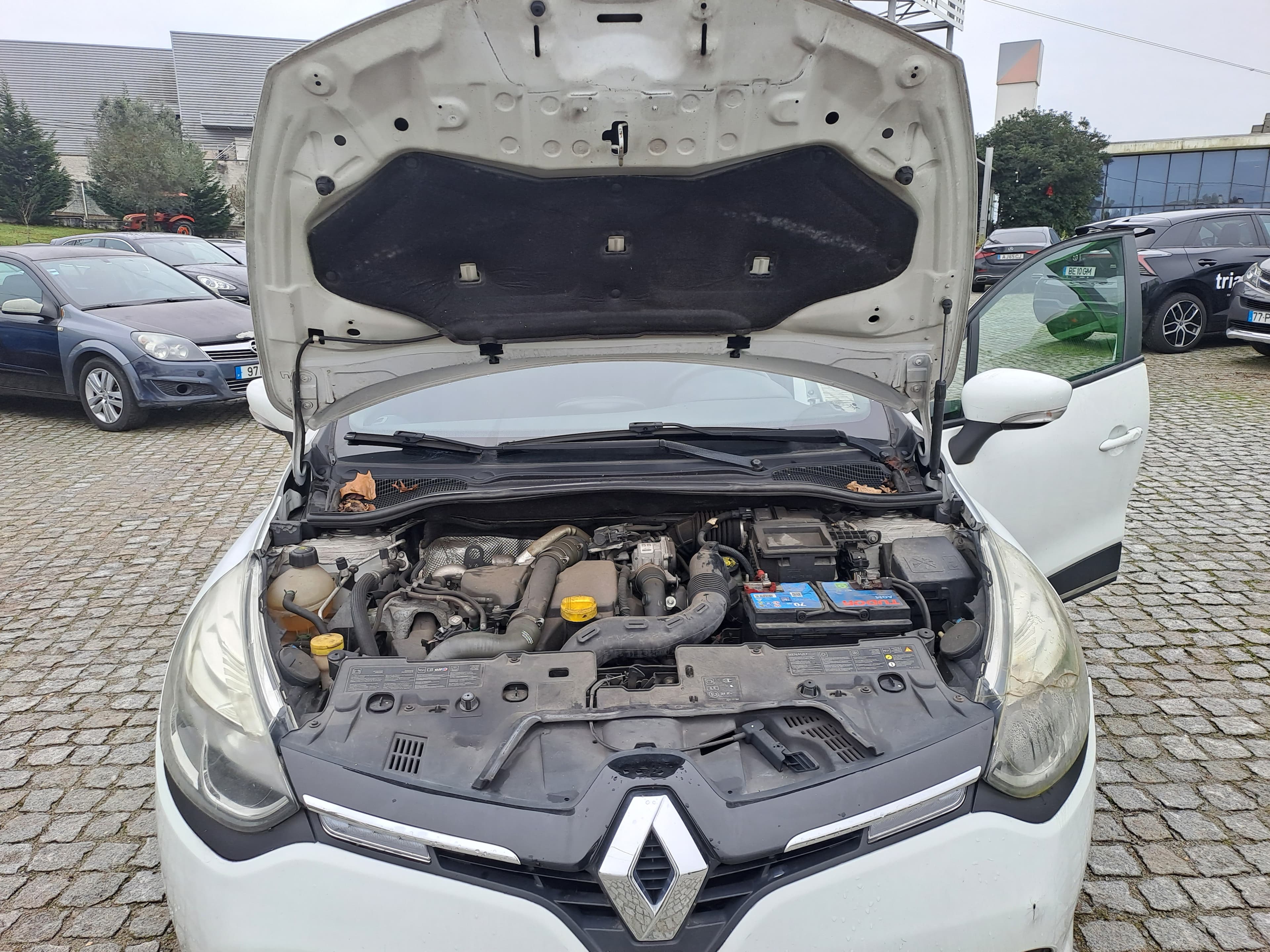 Renault Clio · Année 2015 — image 16