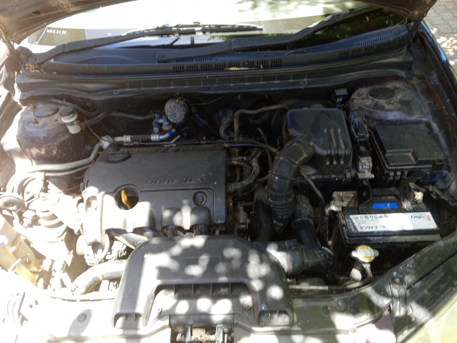 HyundaI Elentra · Ano 2008 — imagem 15