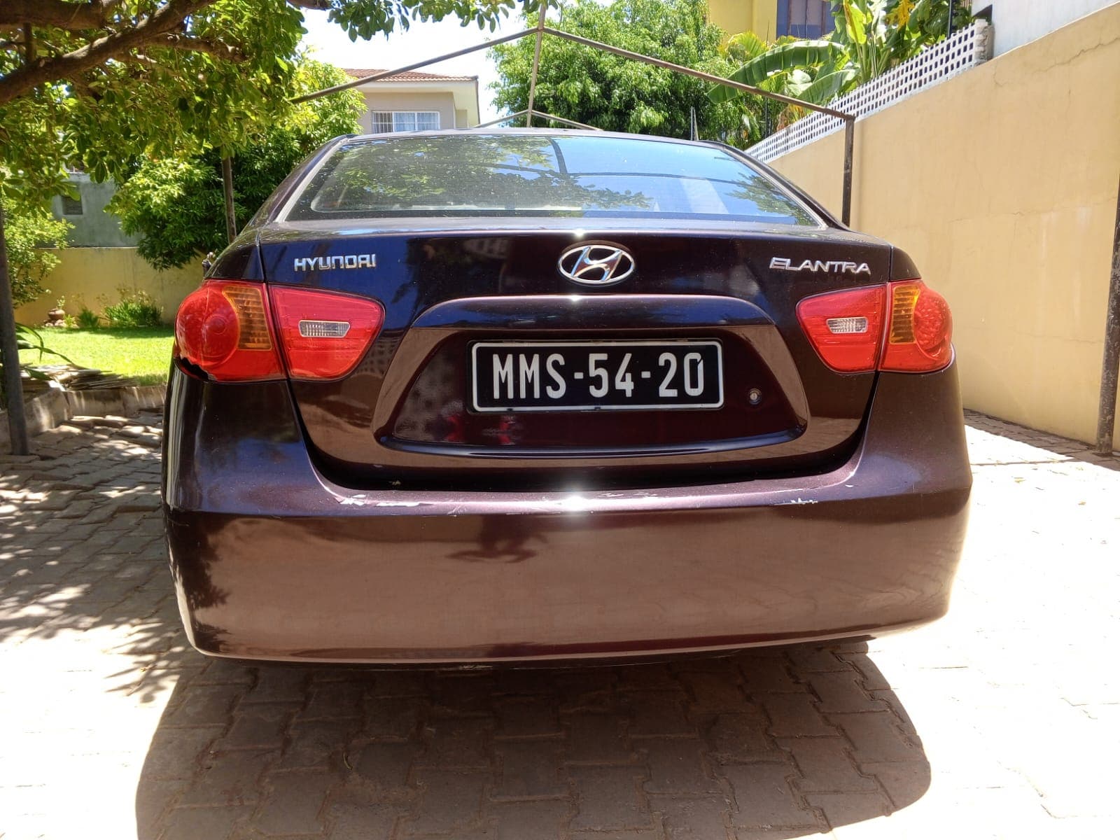 HyundaI Elentra · Ano 2008 — imagem 4