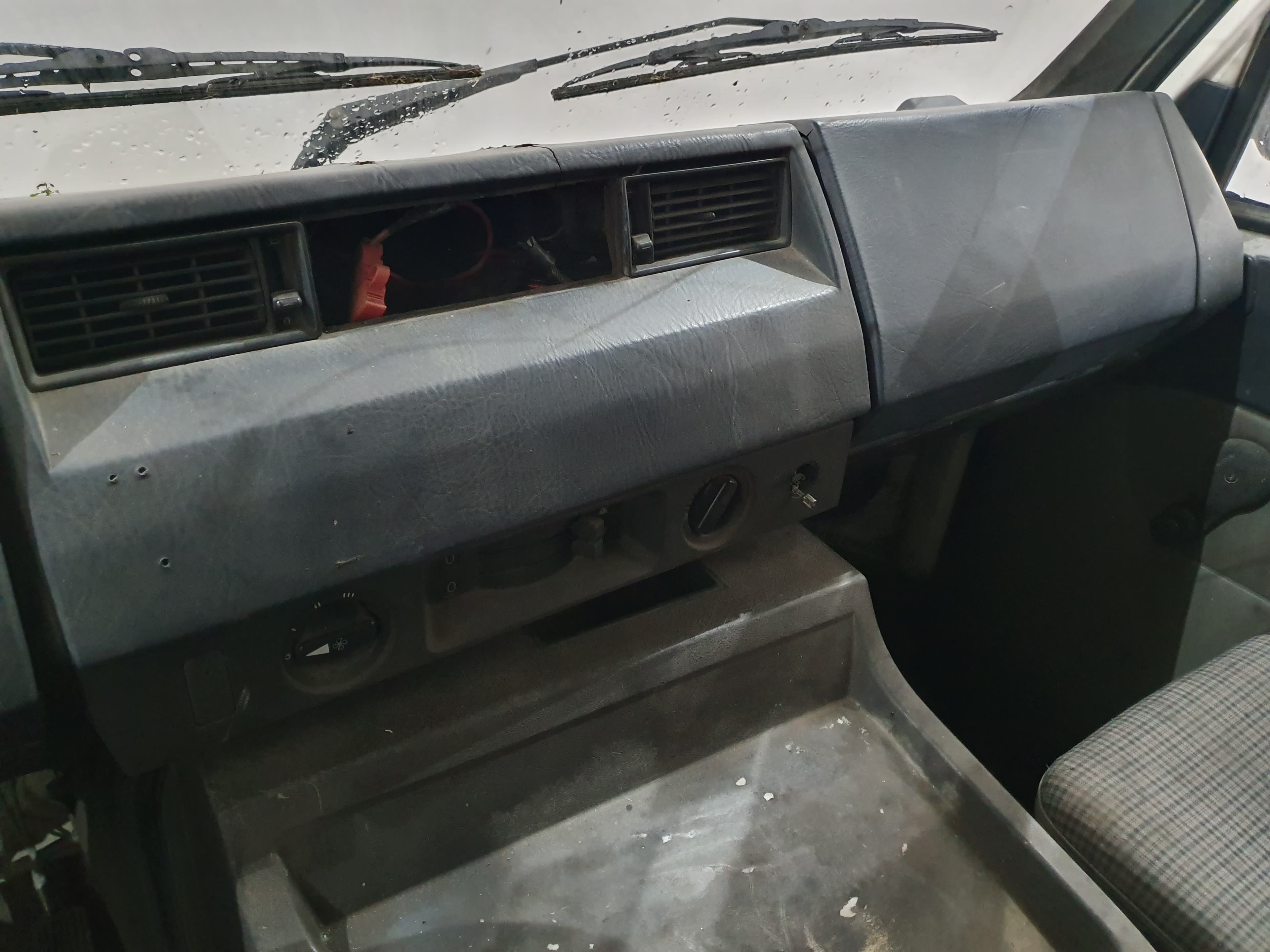 Mercedes-Benz MB 140 Van 2.4D · Ano 1988 — imagem 29