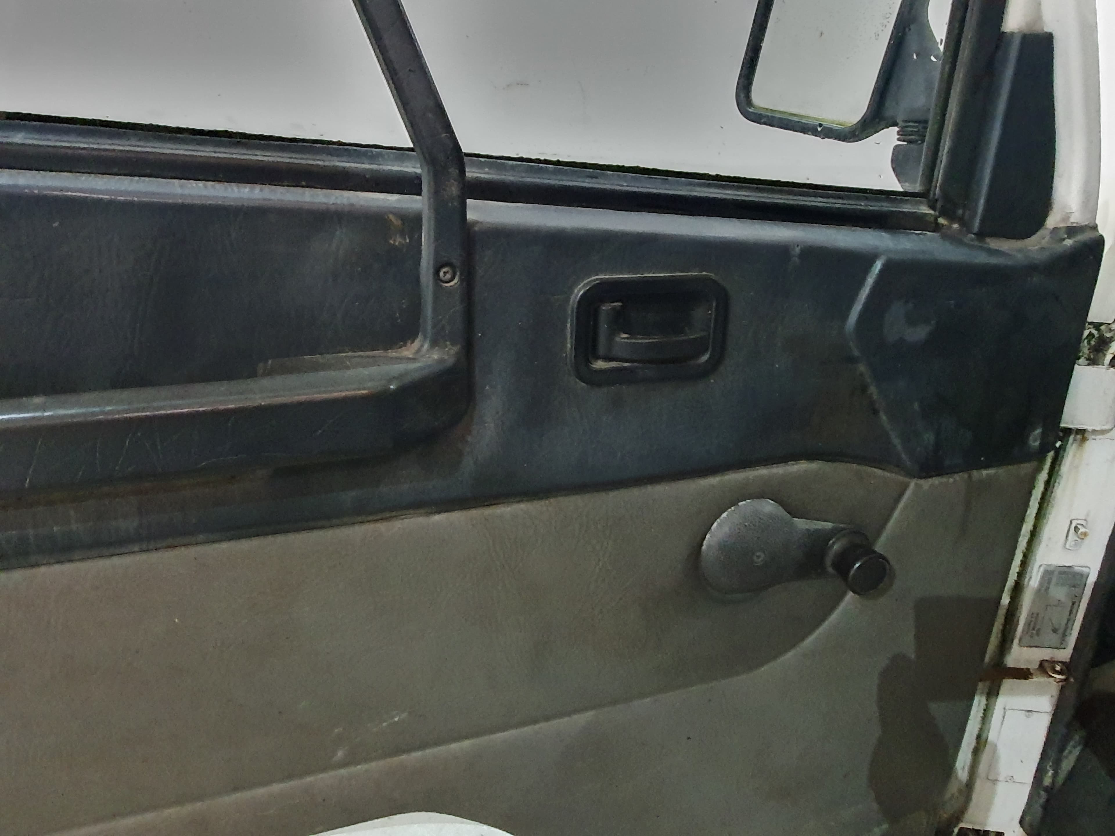 Mercedes-Benz MB 140 Van 2.4D · Ano 1988 — imagem 25