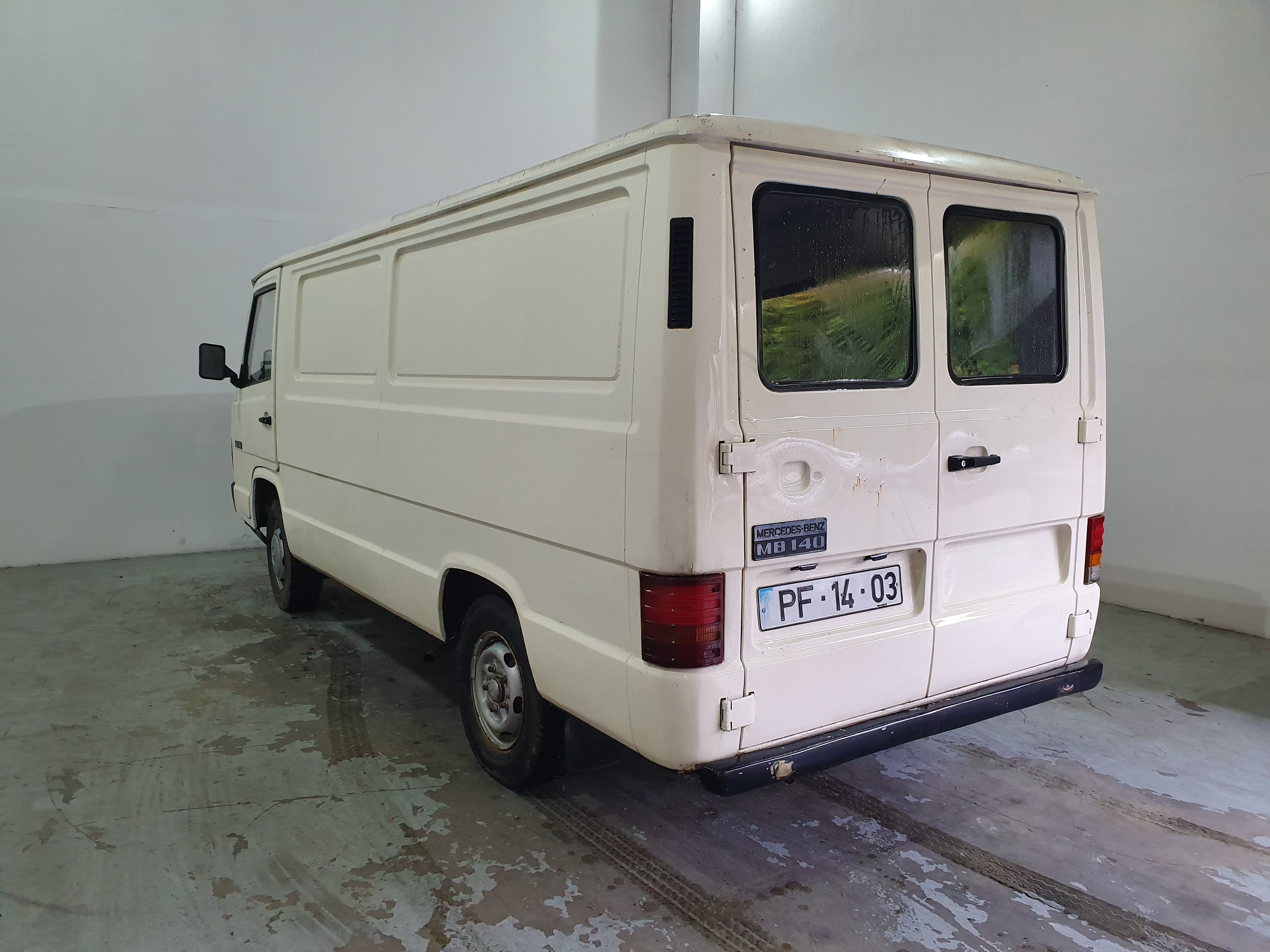 Mercedes-Benz MB 140 Van 2.4D · Ano 1988 — imagem 4