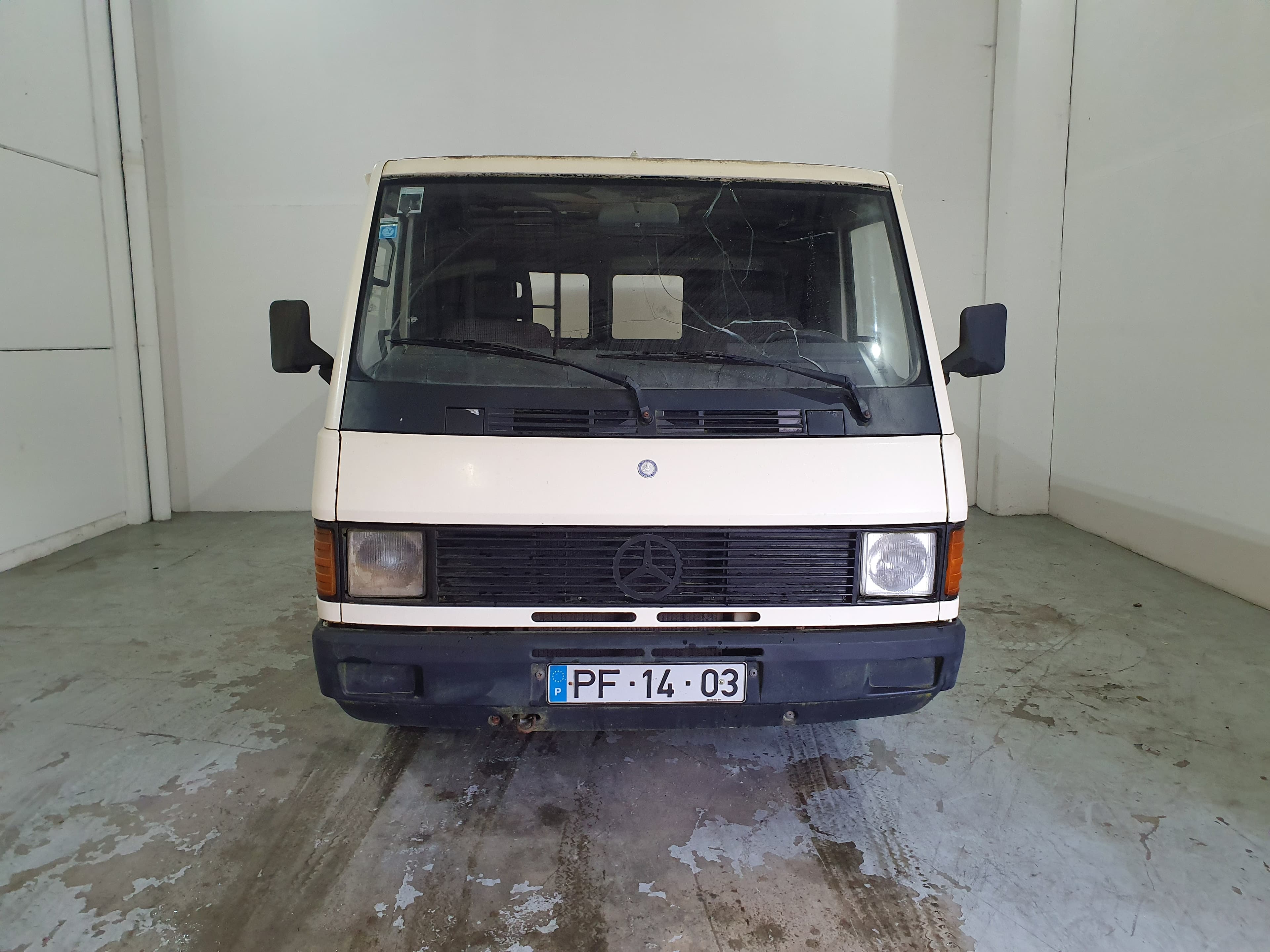 Mercedes-Benz MB 140 Van 2.4D · Ano 1988 — imagem 2