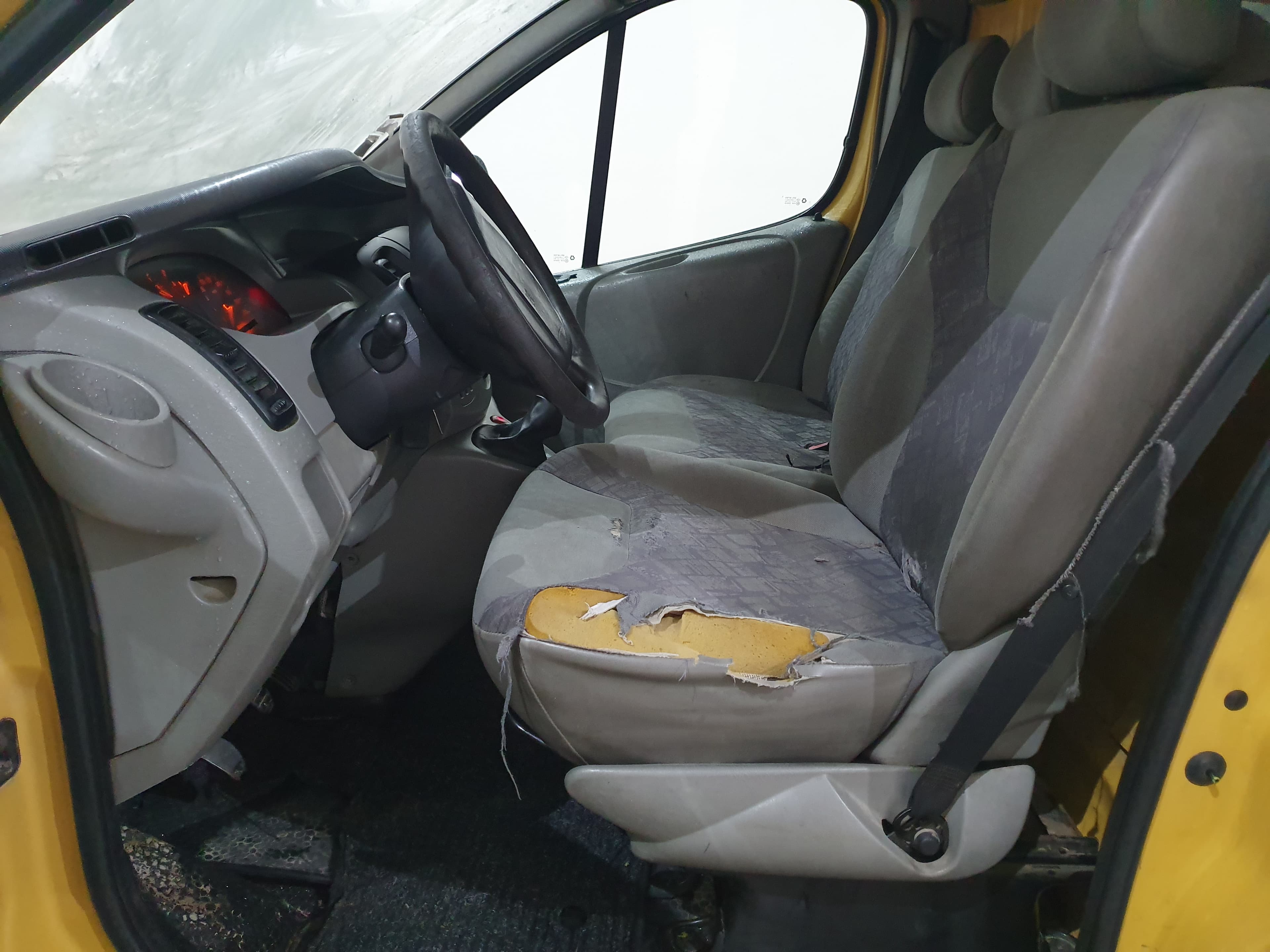 Renault Trafic · Ano 2004 — imagen 28