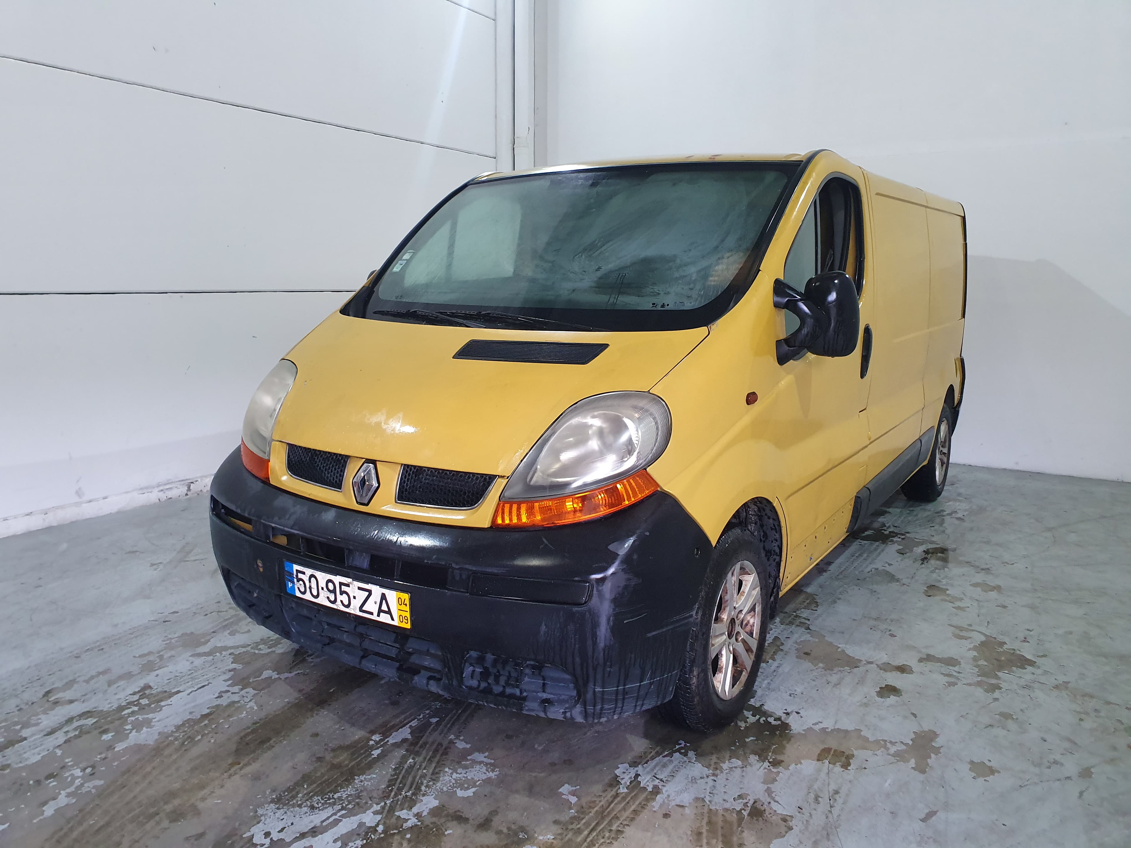 Renault Trafic · Ano 2004 — imagen 3
