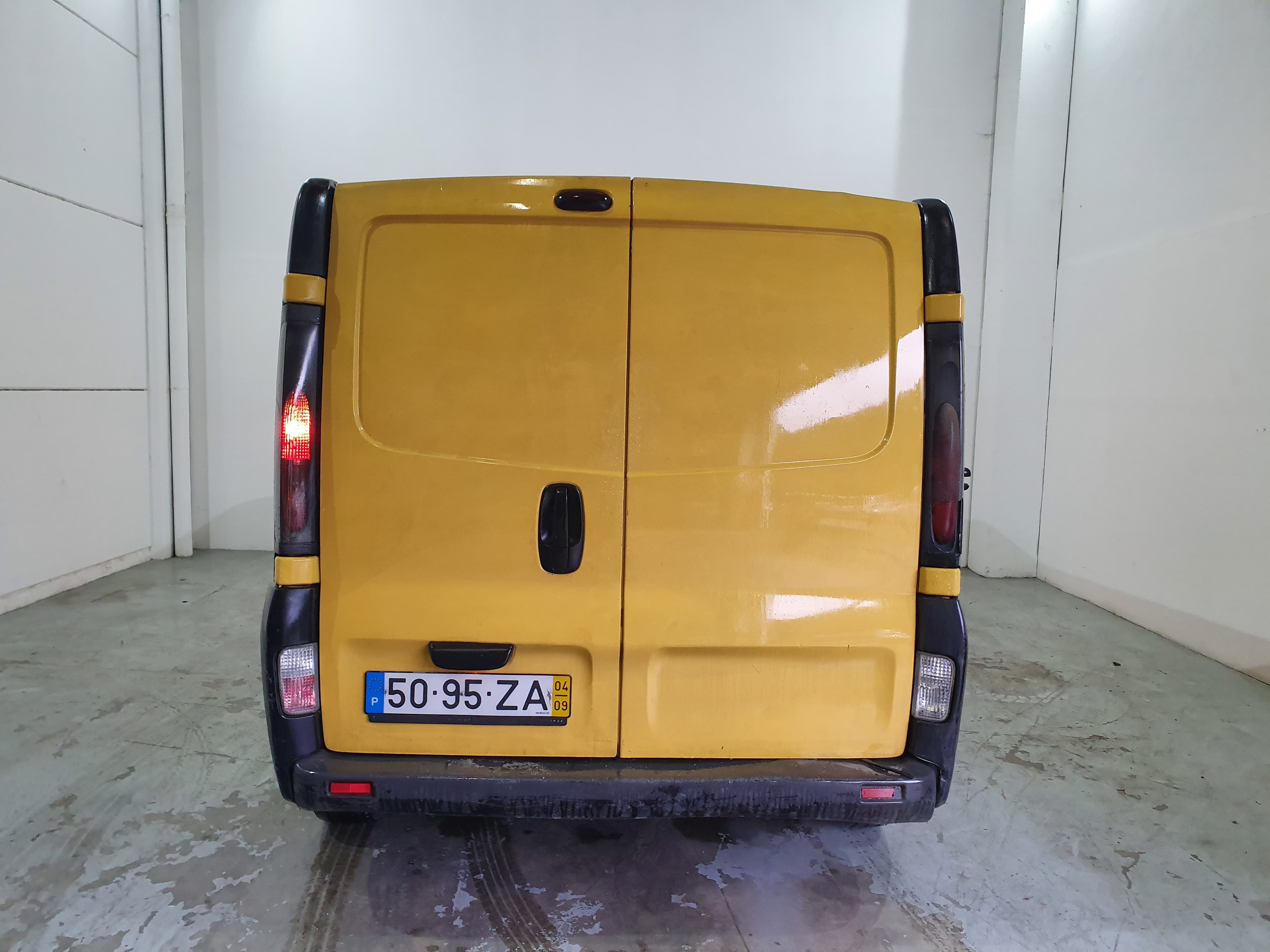 Renault Trafic · Ano 2004 — imagen 5
