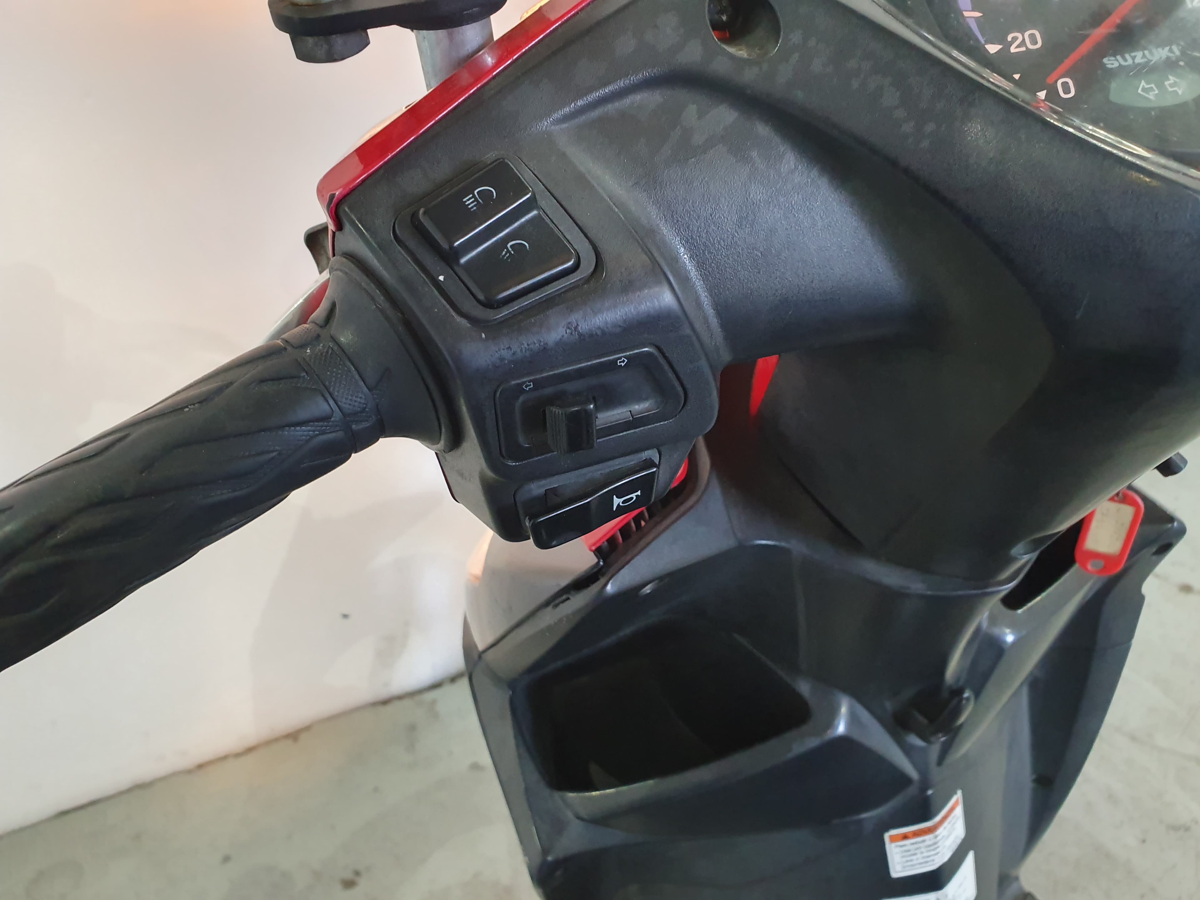 SUZUKI UK 110 Address · Ano 2015 — imagem 9
