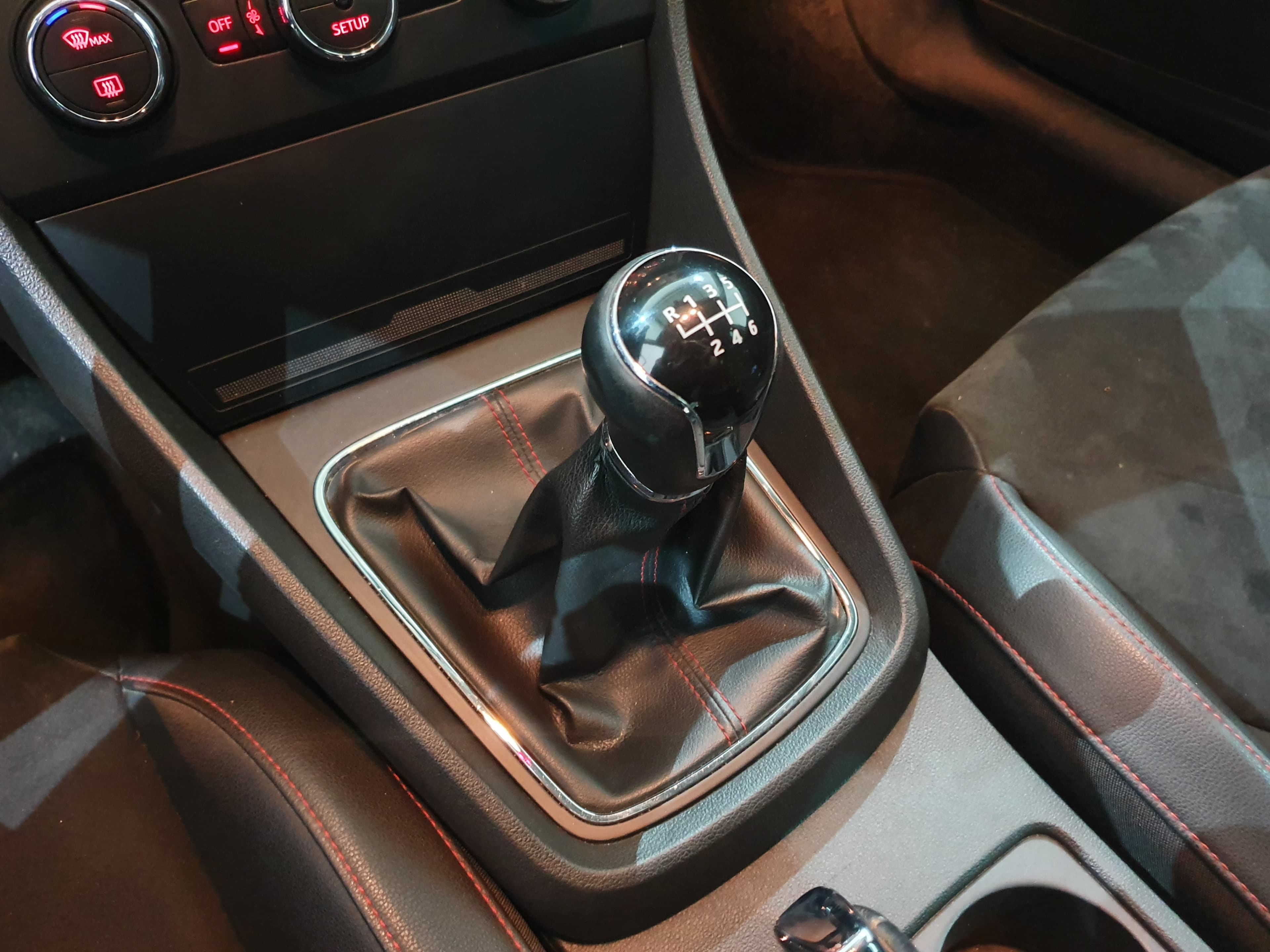 Seat Leon · Ano 2014 — imagen 33