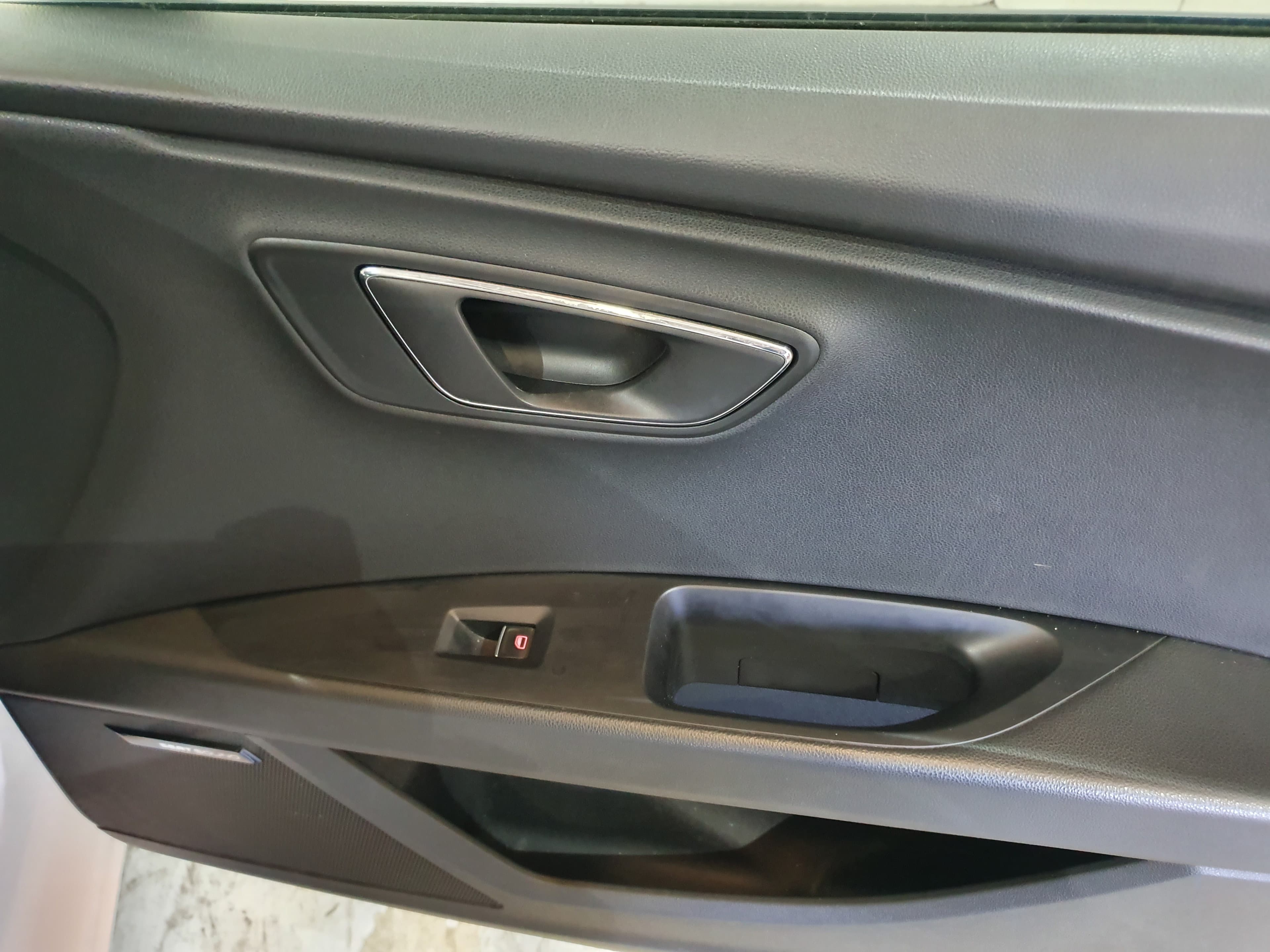 Seat Leon · Ano 2014 — imagen 19