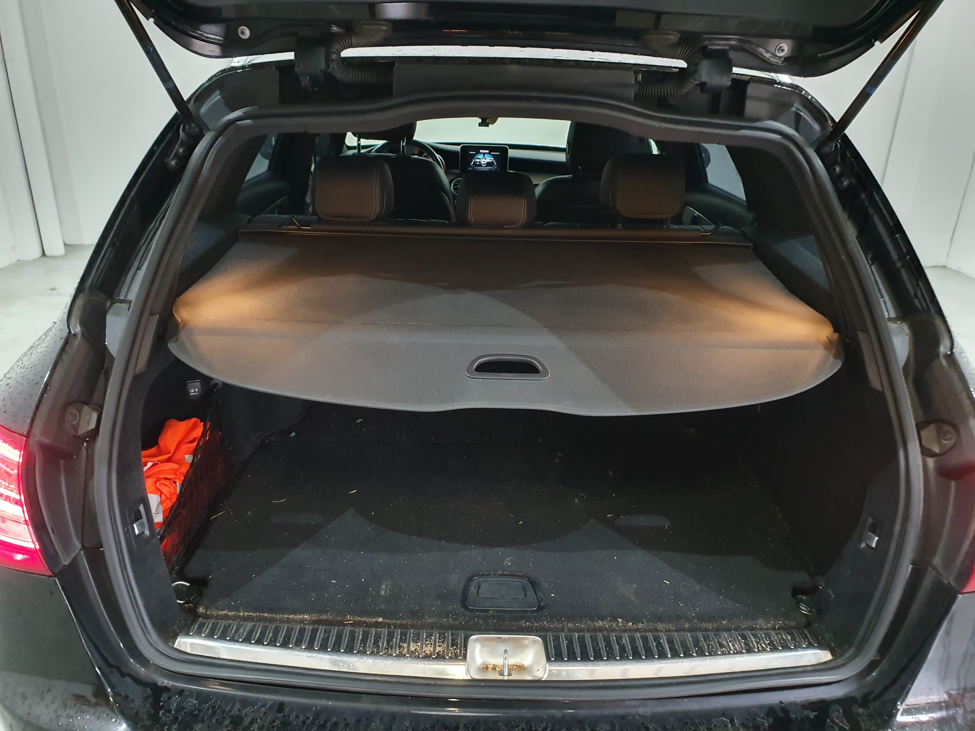 Mercedes-Benz C220 · Ano 2014 — image 9