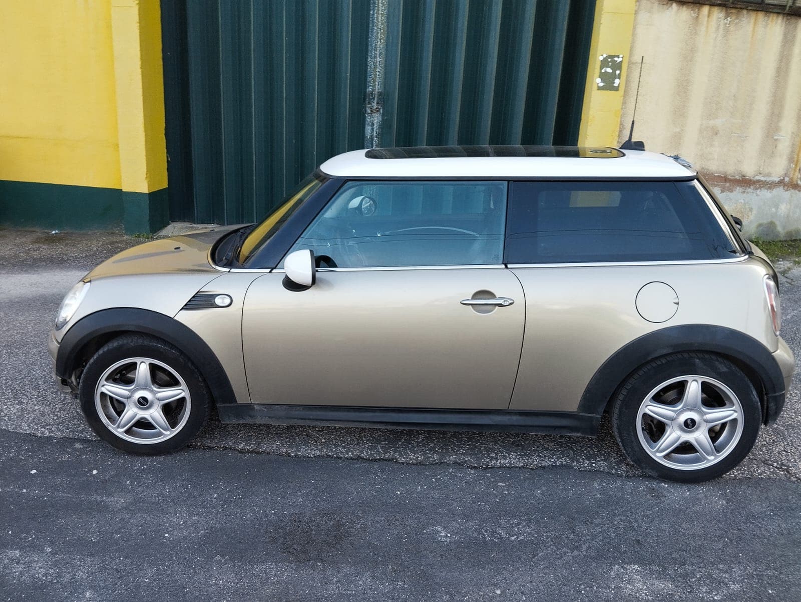 Mini Cooper D · Ano 2009 — imagem 8