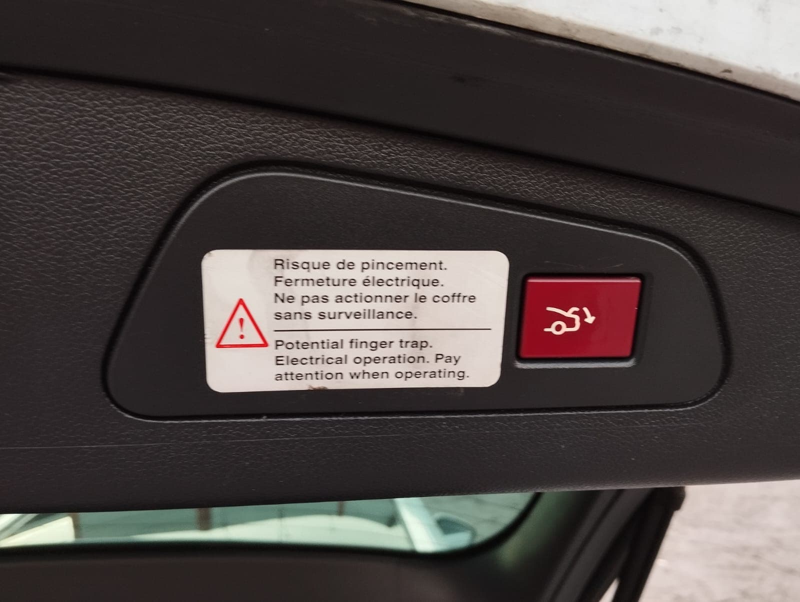 Peugeot 508 SW · Ano 2014 — imagem 14