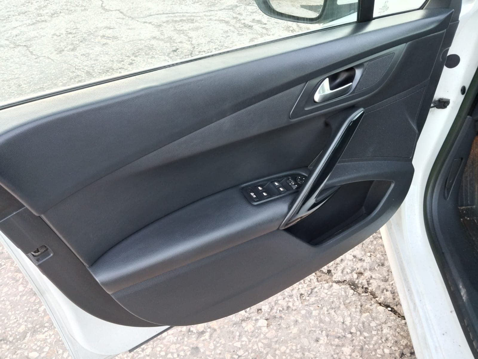 Peugeot 508 SW · Ano 2014 — imagem 13