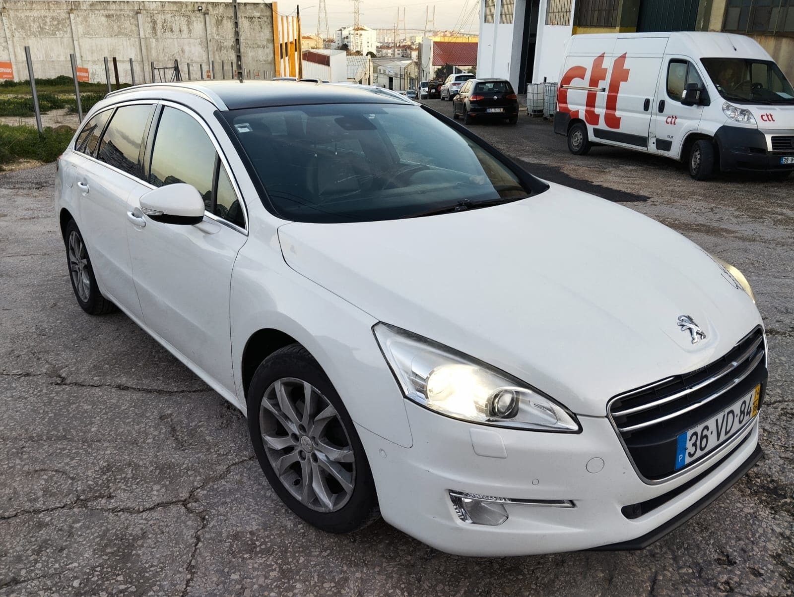 Peugeot 508 SW · Ano 2014 — imagem 3