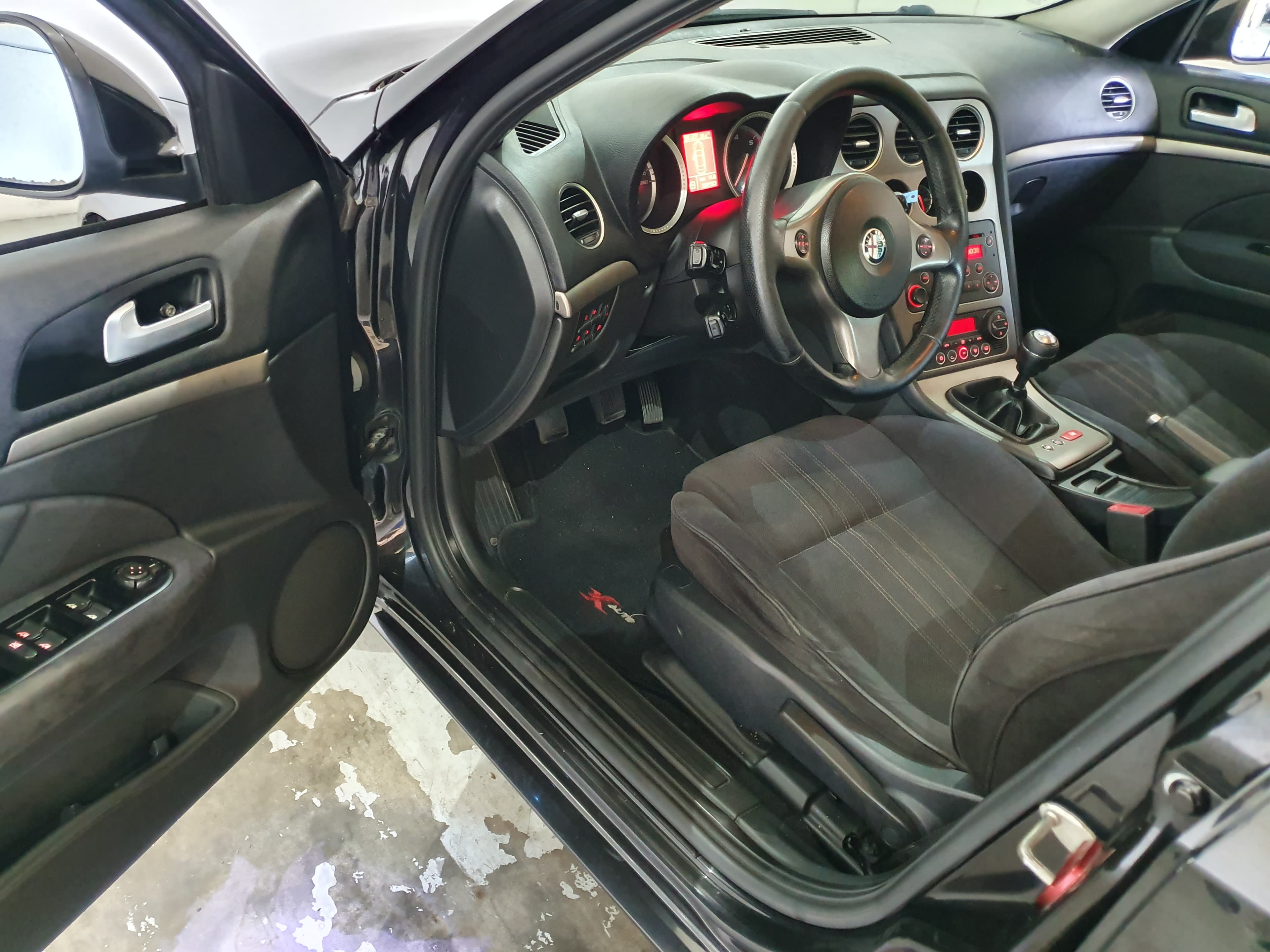 Alfa Romeo 159 Sportwagon · Ano 2010 — imagem 30