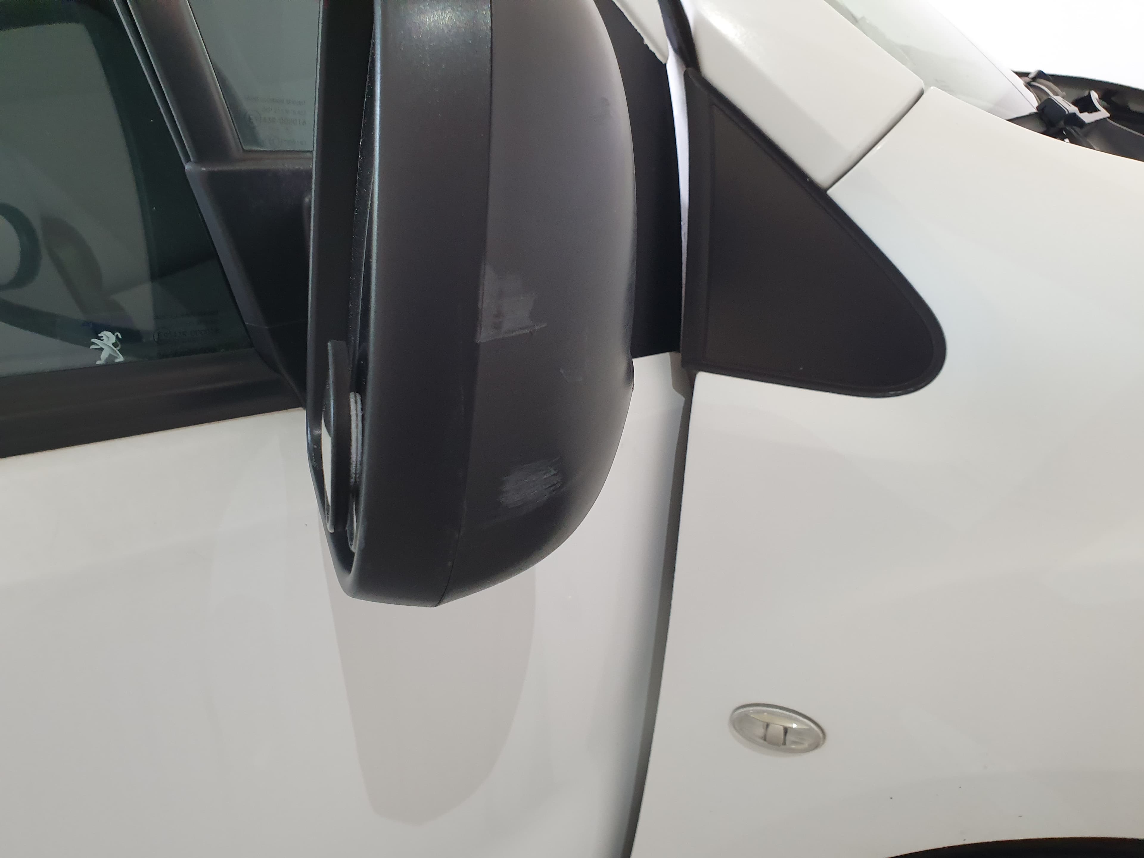 Peugeot Partner · Year 2015 — image 38