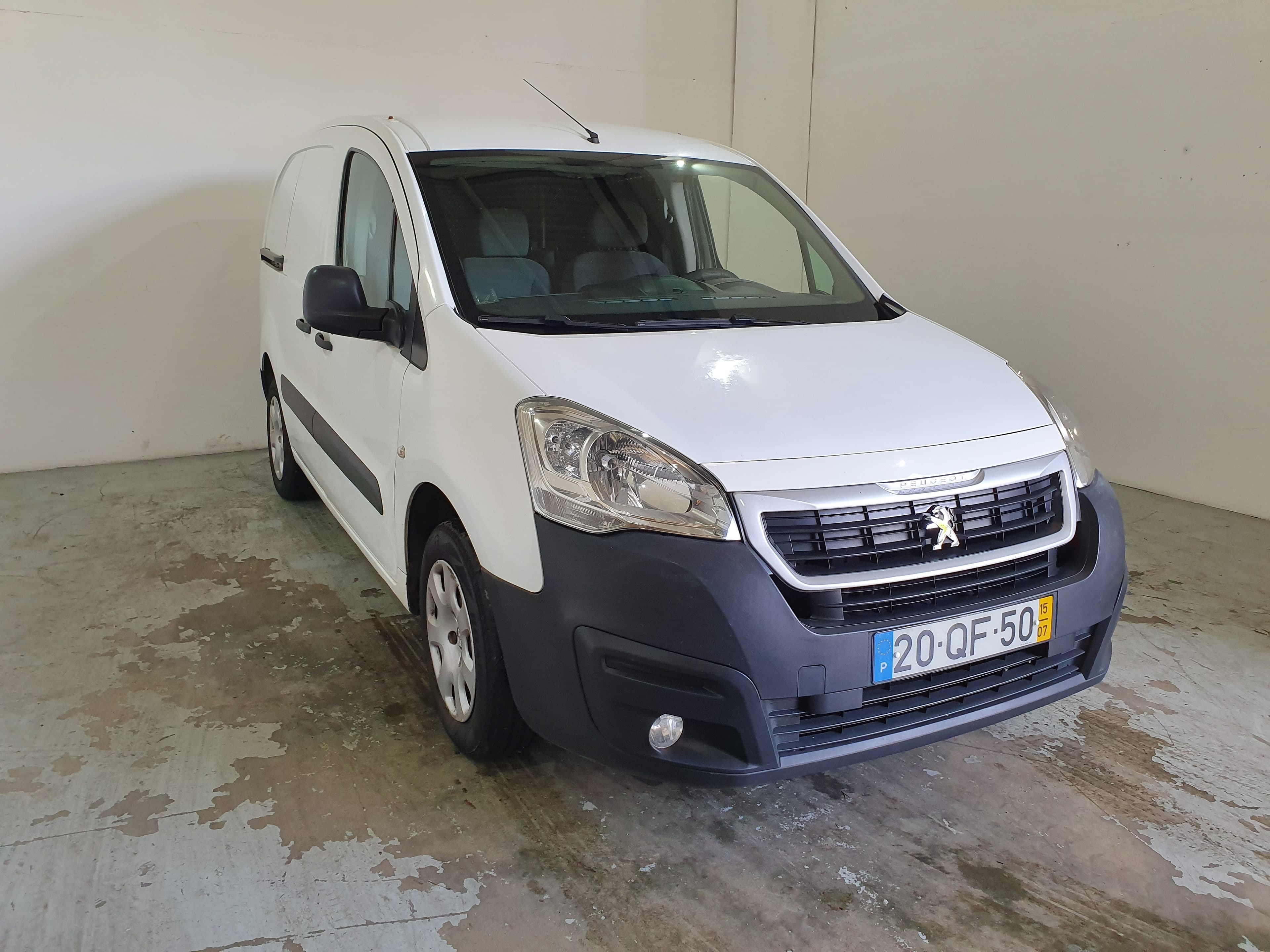 Peugeot Partner · Year 2015 — image 3