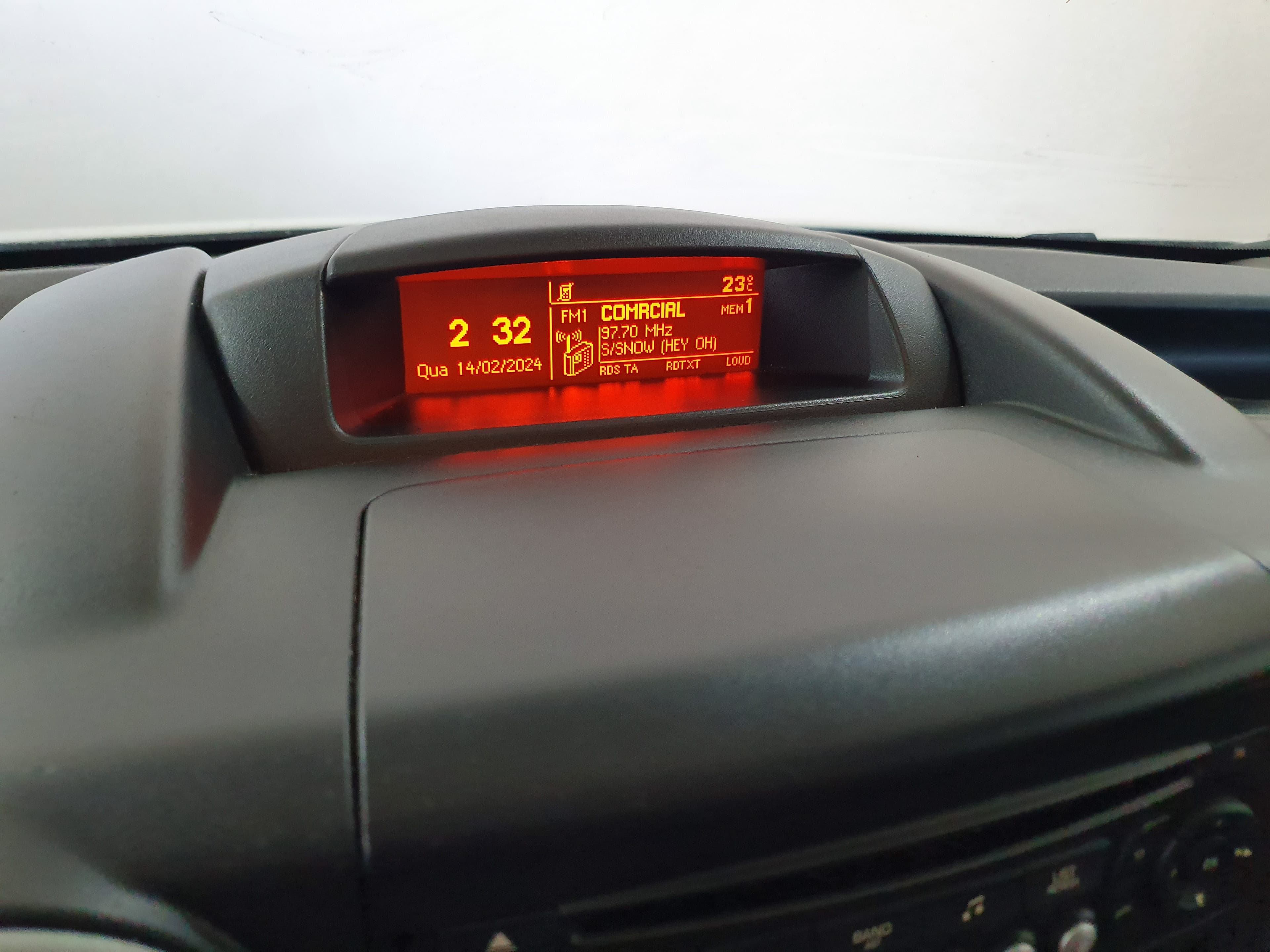Peugeot Partner · Ano 2015 — imagem 29