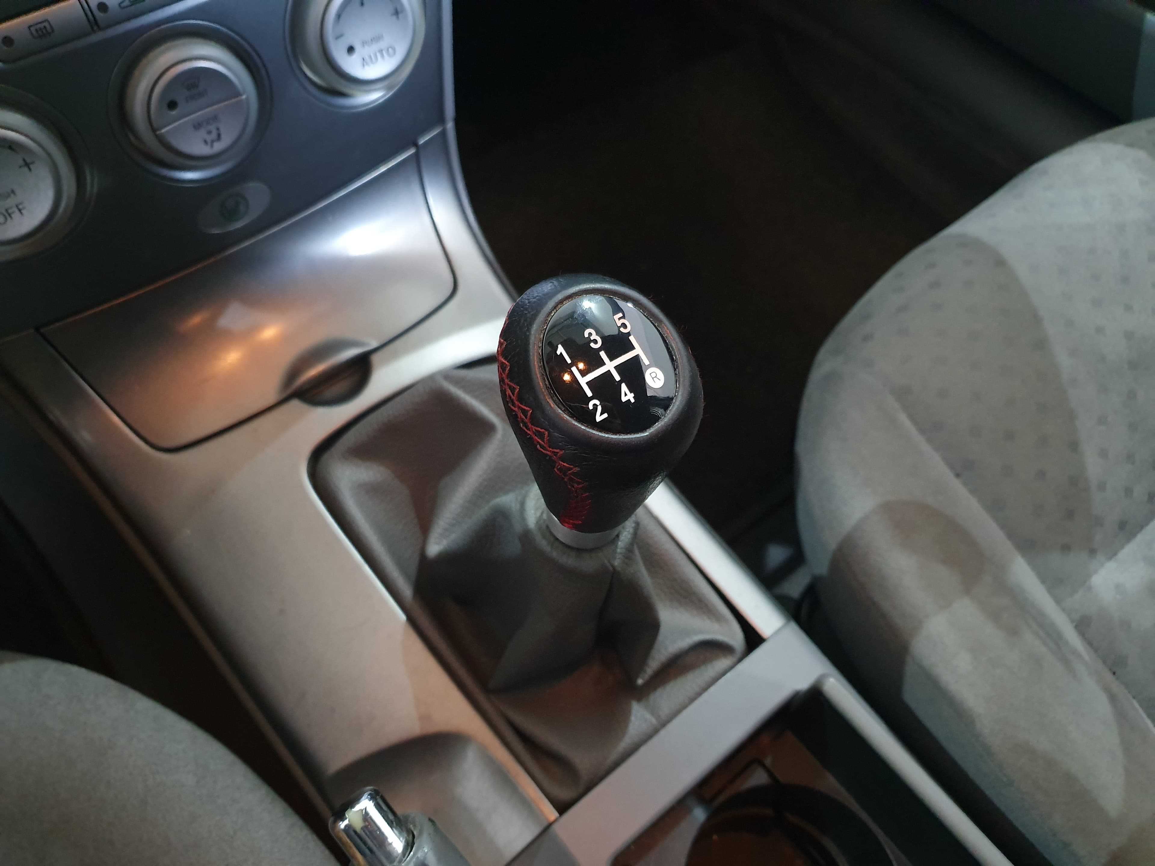 Mazda 6 · Ano 2003 — image 38