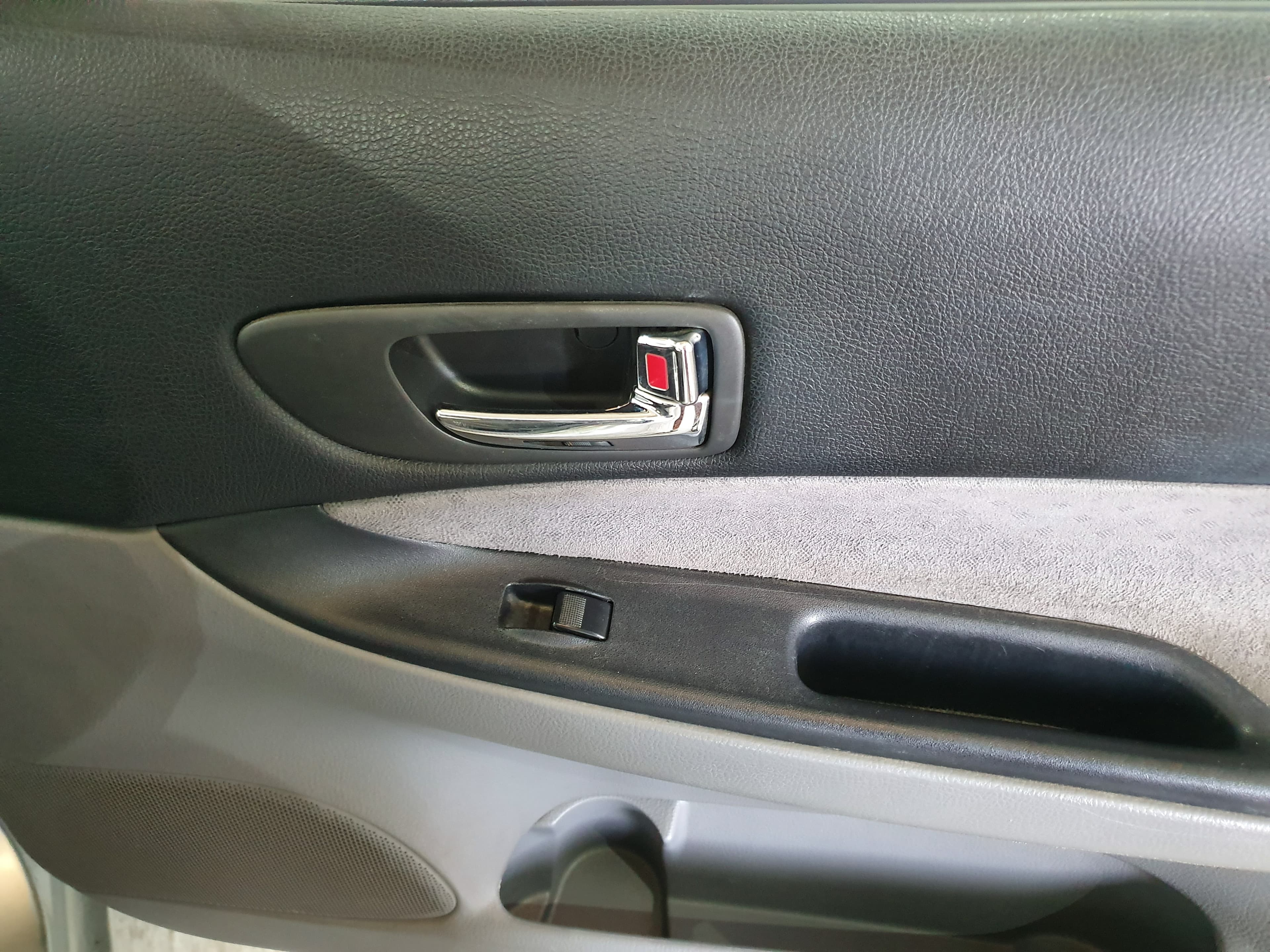 Mazda 6 · Ano 2003 — image 25