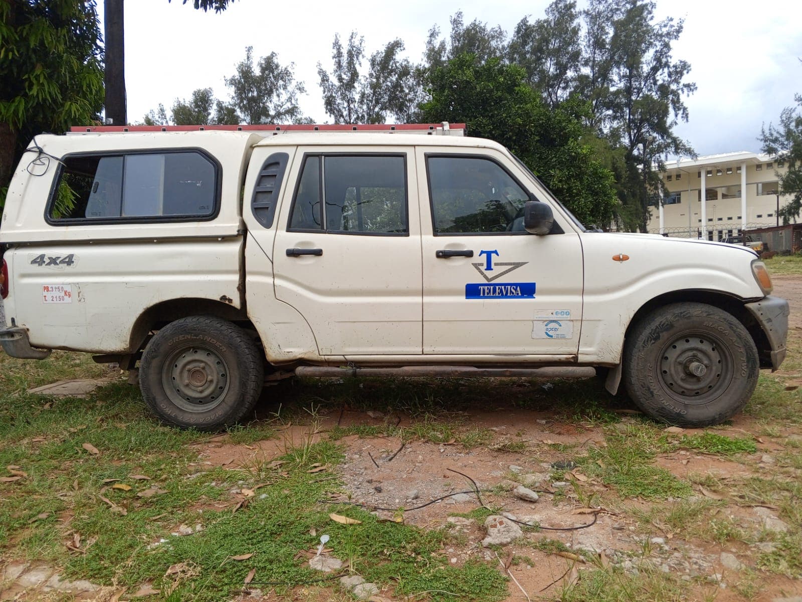 Mahindra Pick Up — image 17