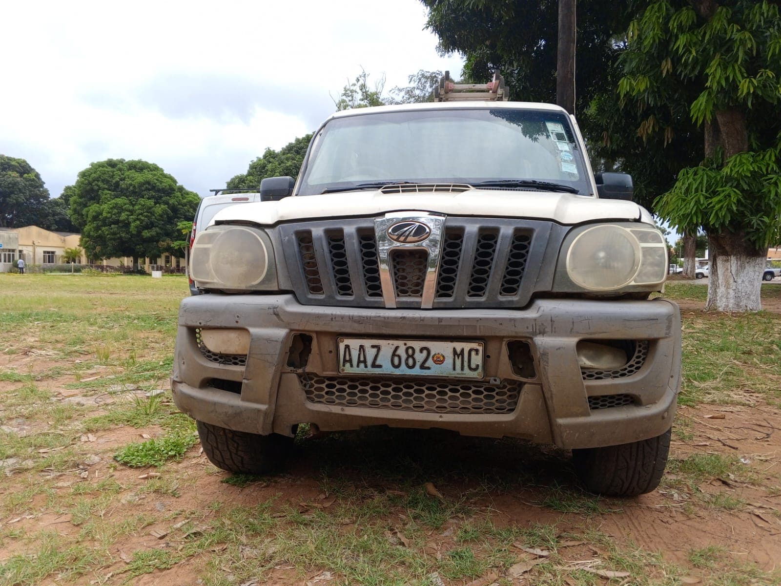 Mahindra Pick Up — image 18